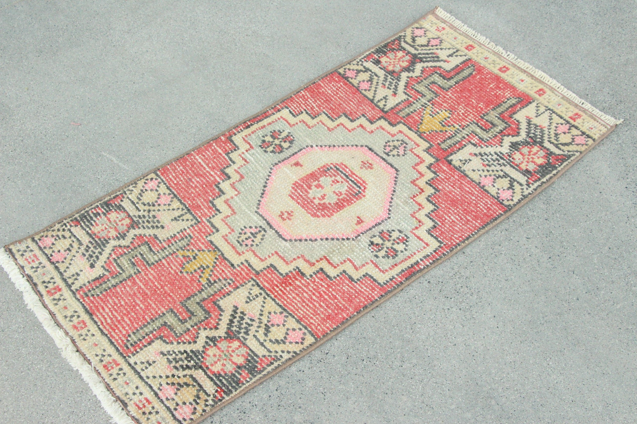 Vintage Rugs, Entry Rug, Cool Rugs, Art Rug, Turkish Rug, Red  1.5x3.1 ft Small Rugs, Oushak Rug, Car Mat Rug, Rugs for Bath