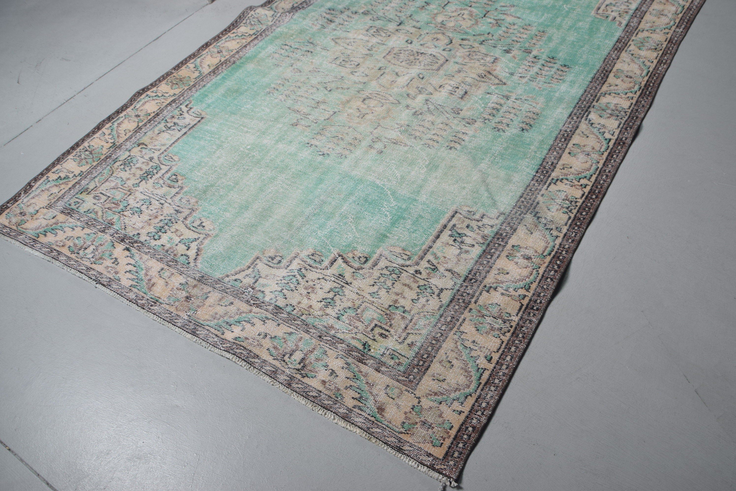 Living Room Rug, Oushak Rugs, Bedroom Rugs, 5.7x9.1 ft Large Rugs, Turkish Rugs, Green Oushak Rug, Art Rug, Rugs for Salon, Vintage Rug