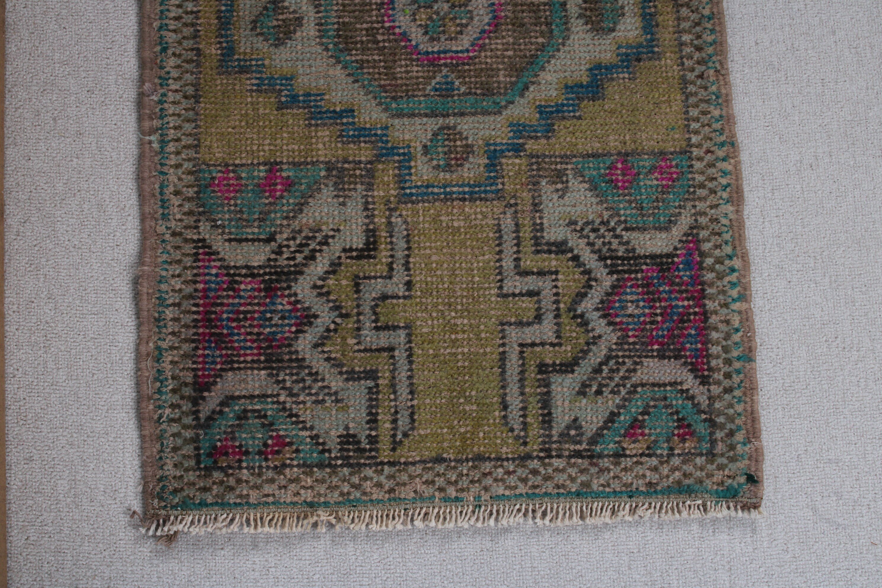 Duvara Asılı Halı, 1.6x2.8 ft Küçük Halı, Yeşil Nötr Halılar, Türk Halıları, Oryantal Halı, Vintage Halılar, Boho Halı, Geometrik Halı, Banyo Halısı