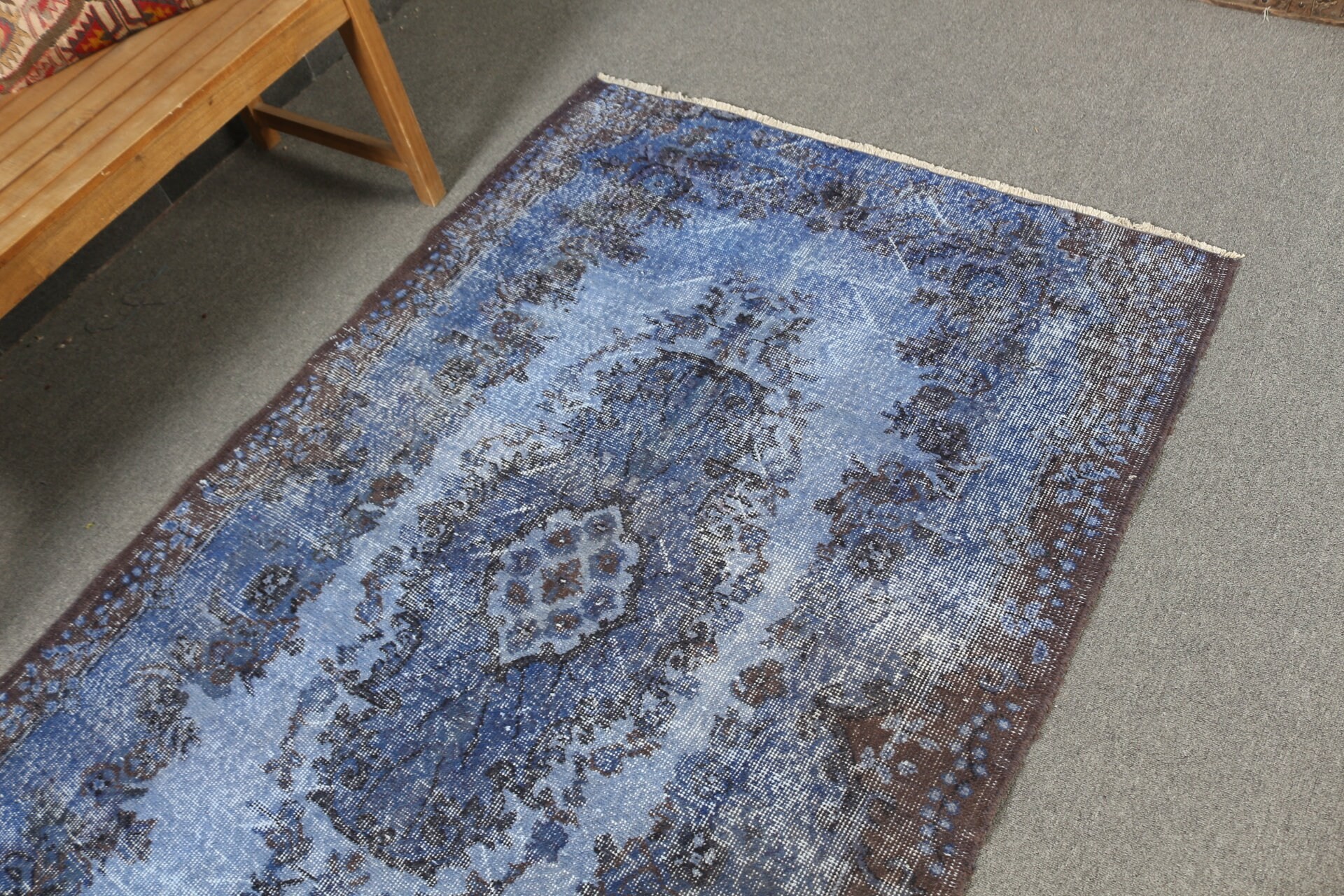 Vintage Dekor Halı, Mutfak Halıları, Anadolu Halısı, Eski Halı, Vintage Halılar, Türk Halısı, 4x6,3 ft Alan Halıları, Mavi Oryantal Halı, Yer Halıları