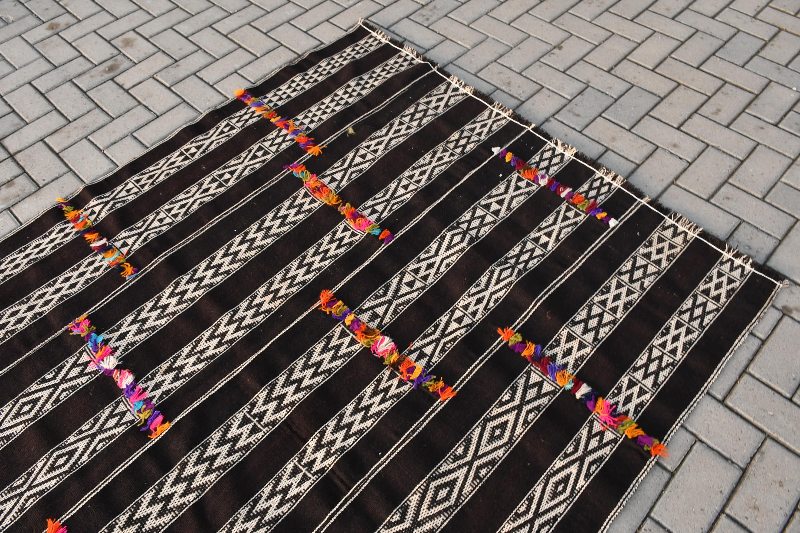 Oturma Odası Halıları, 5.2x7.1 ft Alan Halıları, Fas Halısı, Siyah Mutfak Halıları, Türk Halısı, Kilim, Vintage Halılar, Antika Halılar, Yemek Odası Halıları