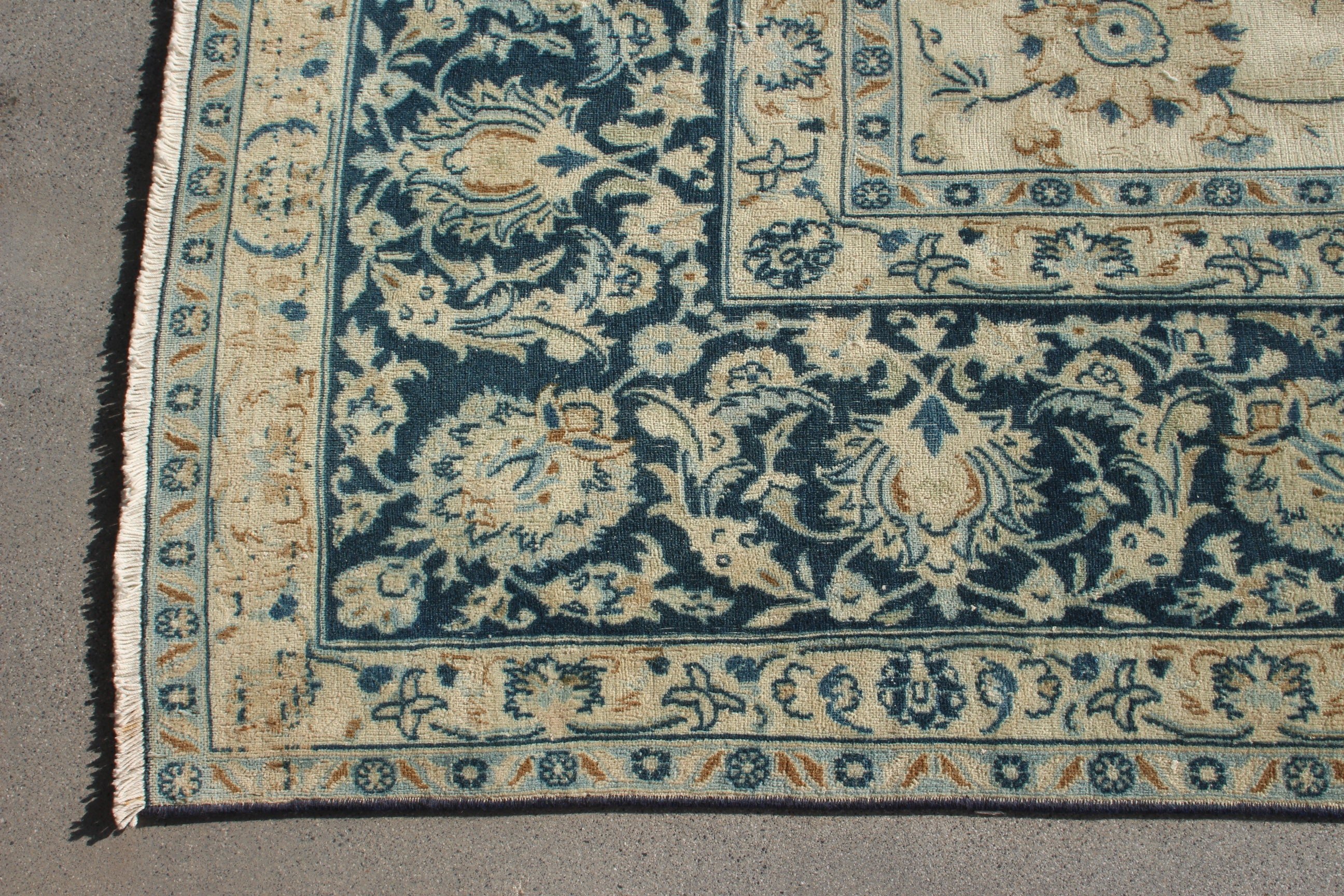 Saloon Rug, Beige Statement Rug, 8.8x12.9 ft Oversize Rugs, Turkish Rug, Oversize Vintage Rug, Vintage Rugs, Antique Rugs