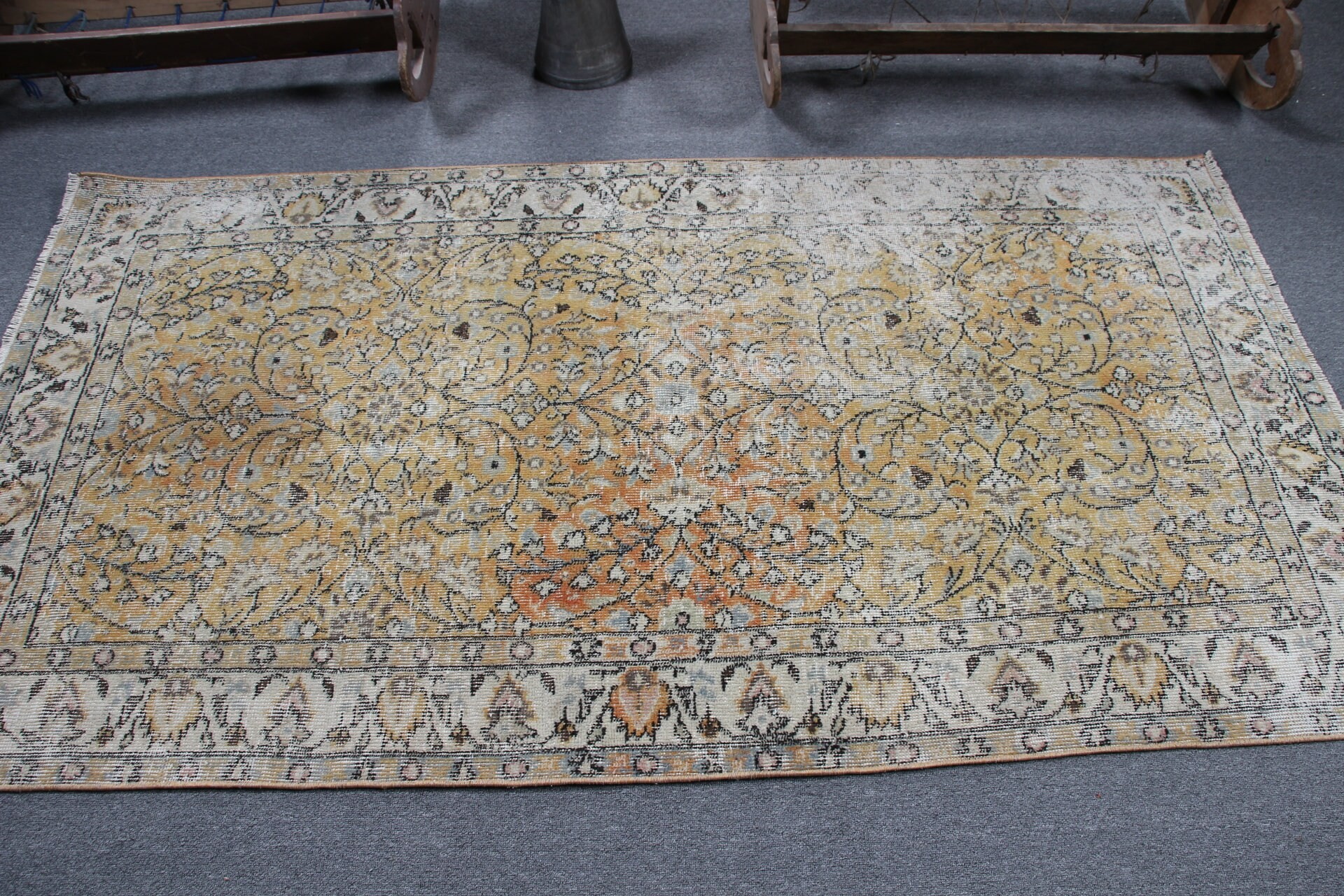 Beige  3.8x6.9 ft Area Rug, Turkish Rugs, Muted Rugs, Vintage Rug, Kitchen Rug, Antique Rugs, Bedroom Rug