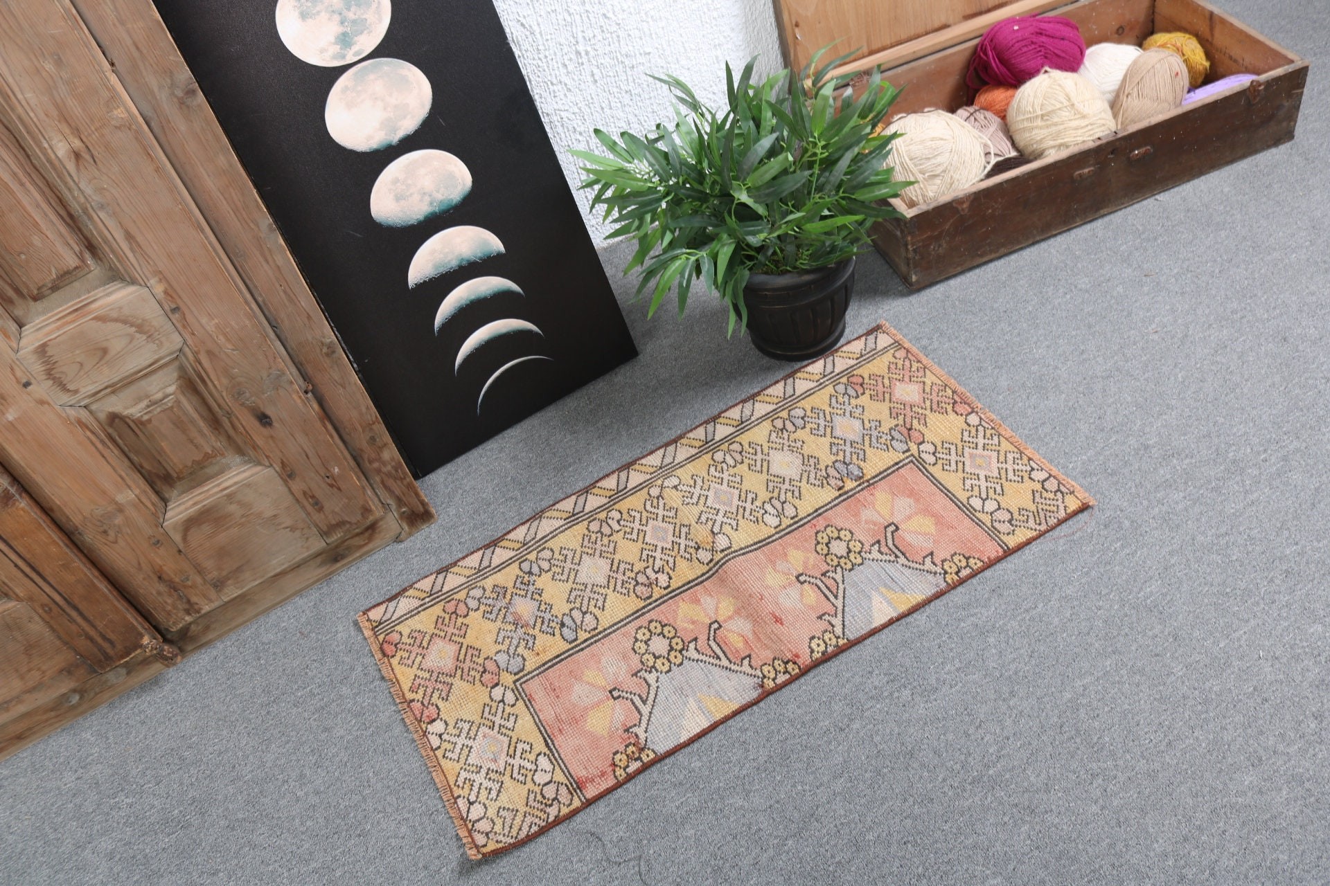 Etnik Halılar, Vintage Halılar, Antika Halılar, 1.5x2.9 ft Küçük Halı, El Dokuma Halı, Türk Halısı, Araba Paspas Halısı, Sarı Boho Halı, Kapı Paspas Halıları