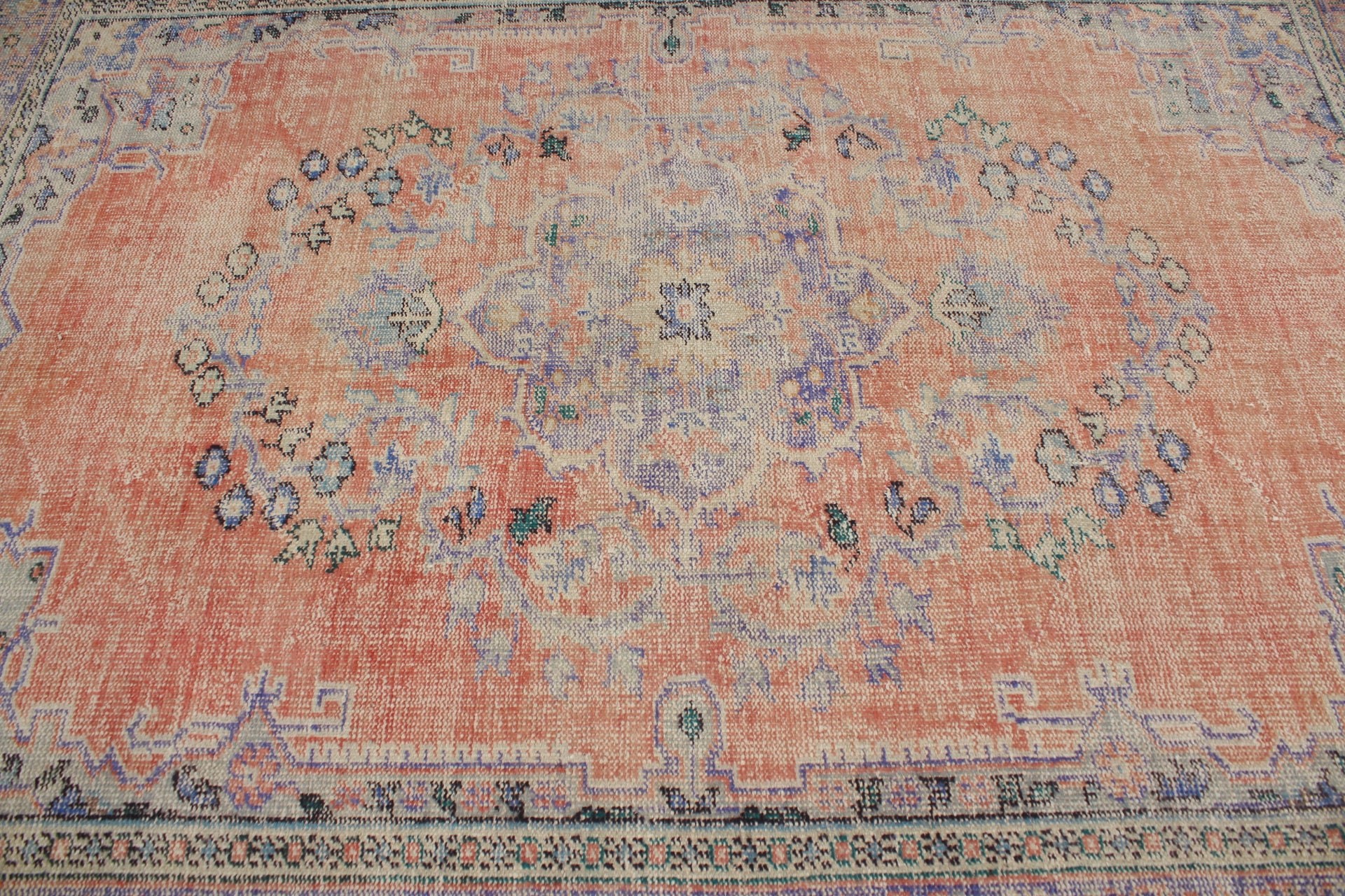 Vintage Halı, Oturma Odası Halısı, Yemek Odası Halısı, Eklektik Halı, Havalı Halı, 6.3x8.7 ft Büyük Halı, Kırmızı Fas Halısı, Türk Halısı, Fas Halıları