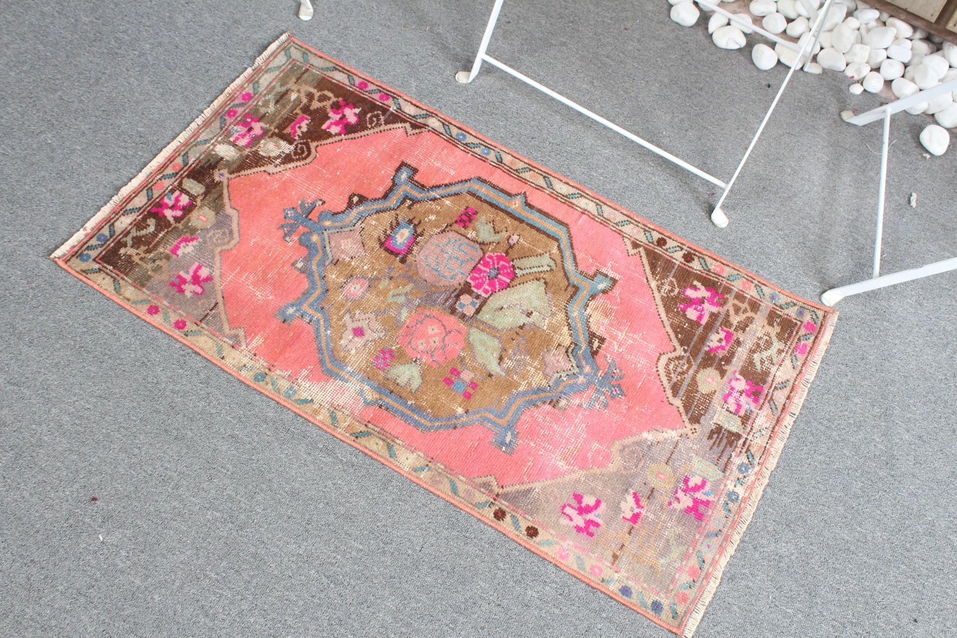 Vintage Rug, Pink Floor Rug, Bedroom Rug, Turkish Rug, Custom Rug, Bathroom Rug, 1.7x3.1 ft Small Rug, Wall Hanging Rug