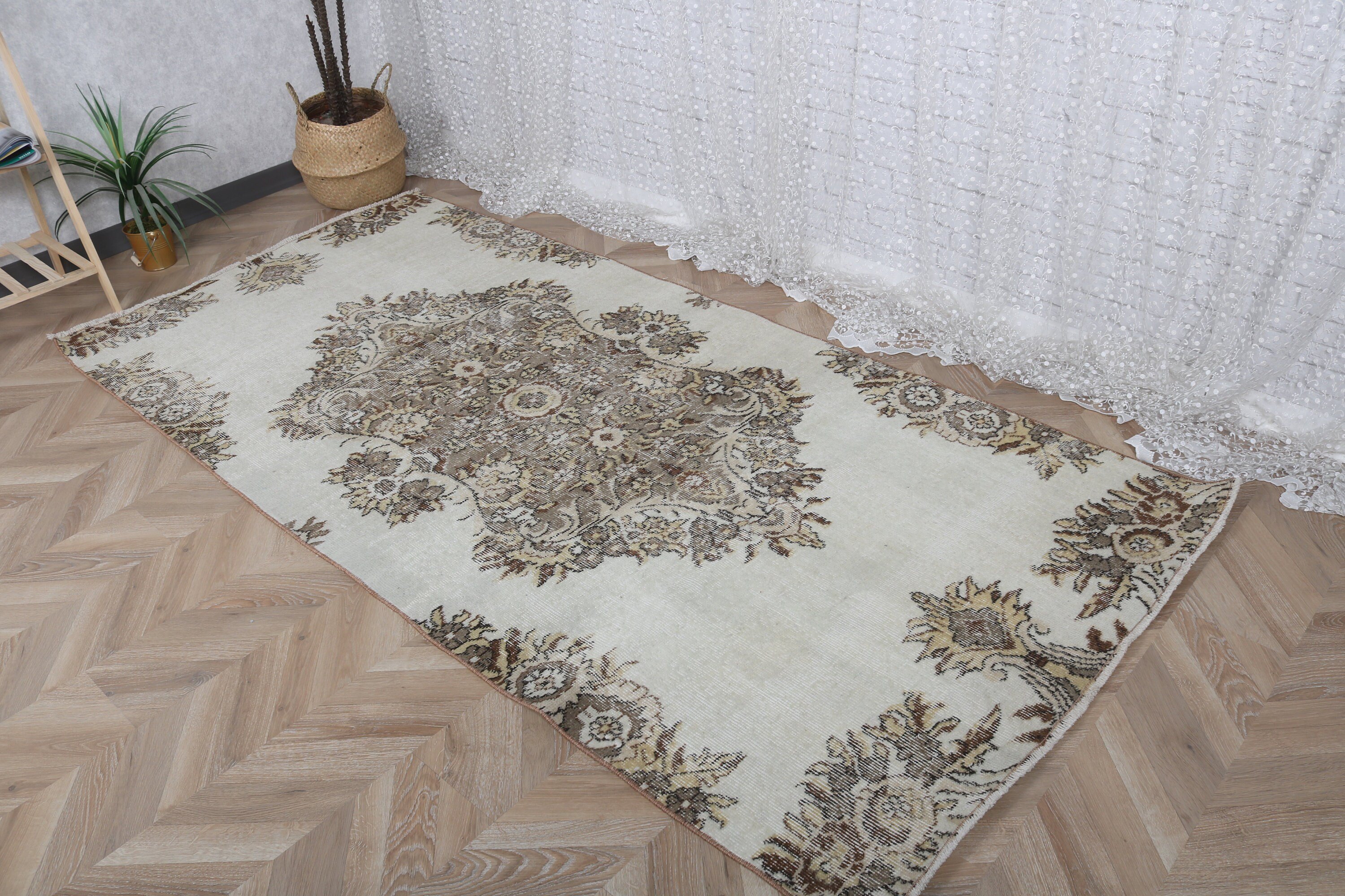 Kitchen Rug, Vintage Rugs, Rugs for Kitchen, Neutral Rug, Floor Rug, Turkish Rugs, 3.9x8.2 ft Area Rug, Luxury Rug, Beige Wool Rug