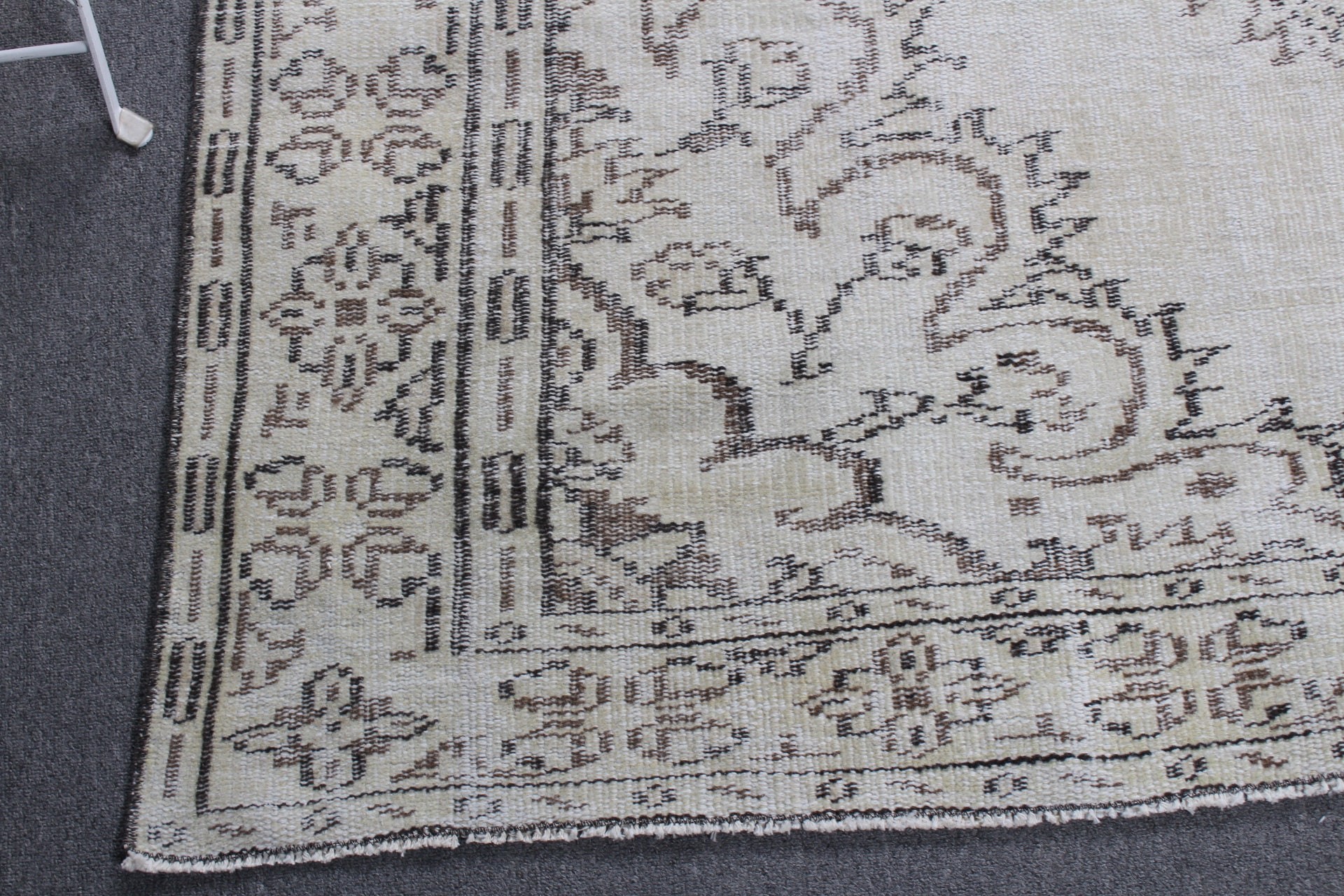 Vintage Halı, Yer Halıları, 5.5x8.7 ft Büyük Halı, Yün Halı, Yemek Odası Halısı, Salon Halıları, Bej Ev Dekor Halısı, Türk Halısı, Ev Dekor Halısı