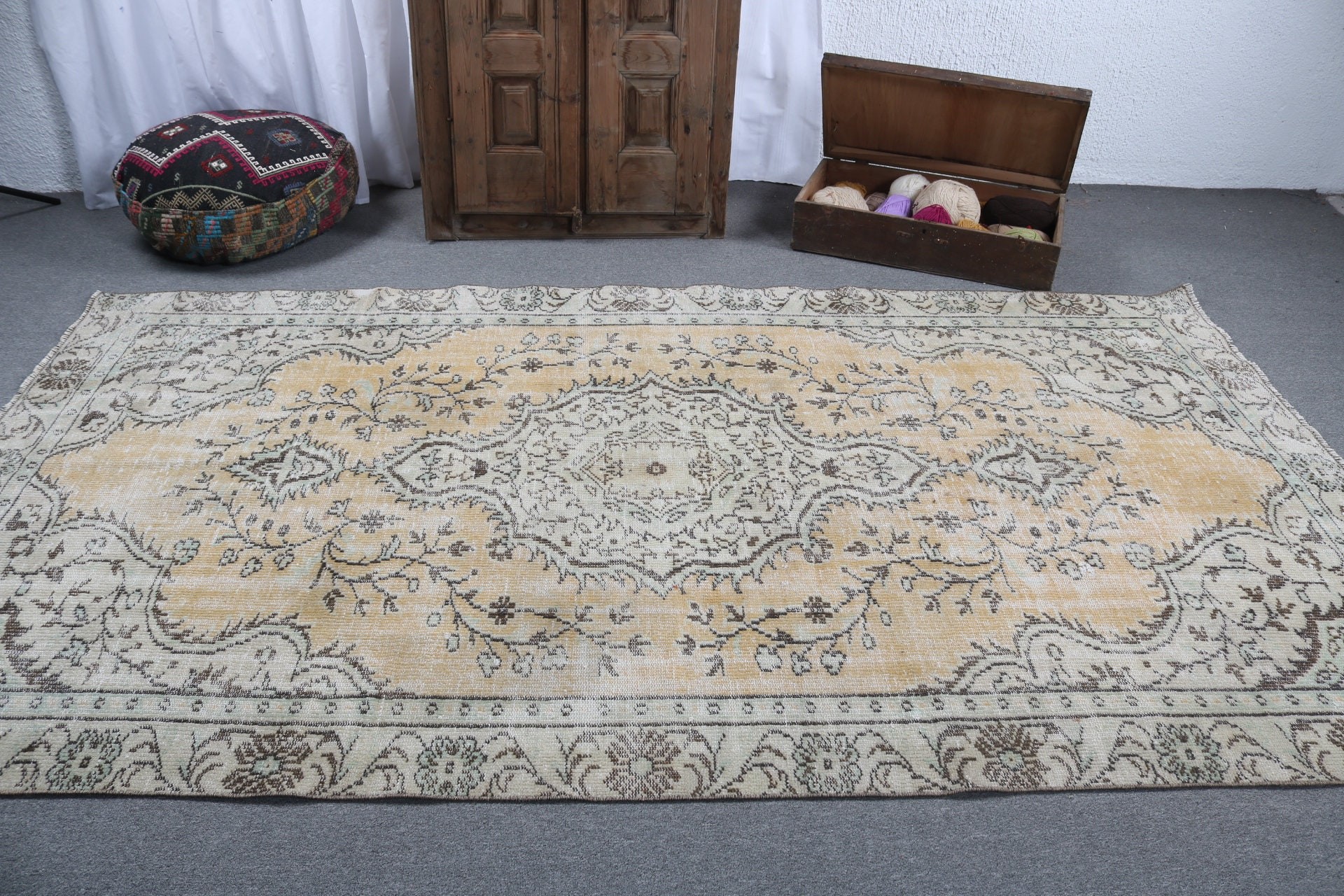 Sarı Fas Halısı, Aztek Halısı, 5.2x9.7 ft Büyük Halı, Vintage Halı, Yer Halıları, Türk Halıları, Antika Halılar, Oturma Odası Halıları, Büyük Boho Halısı