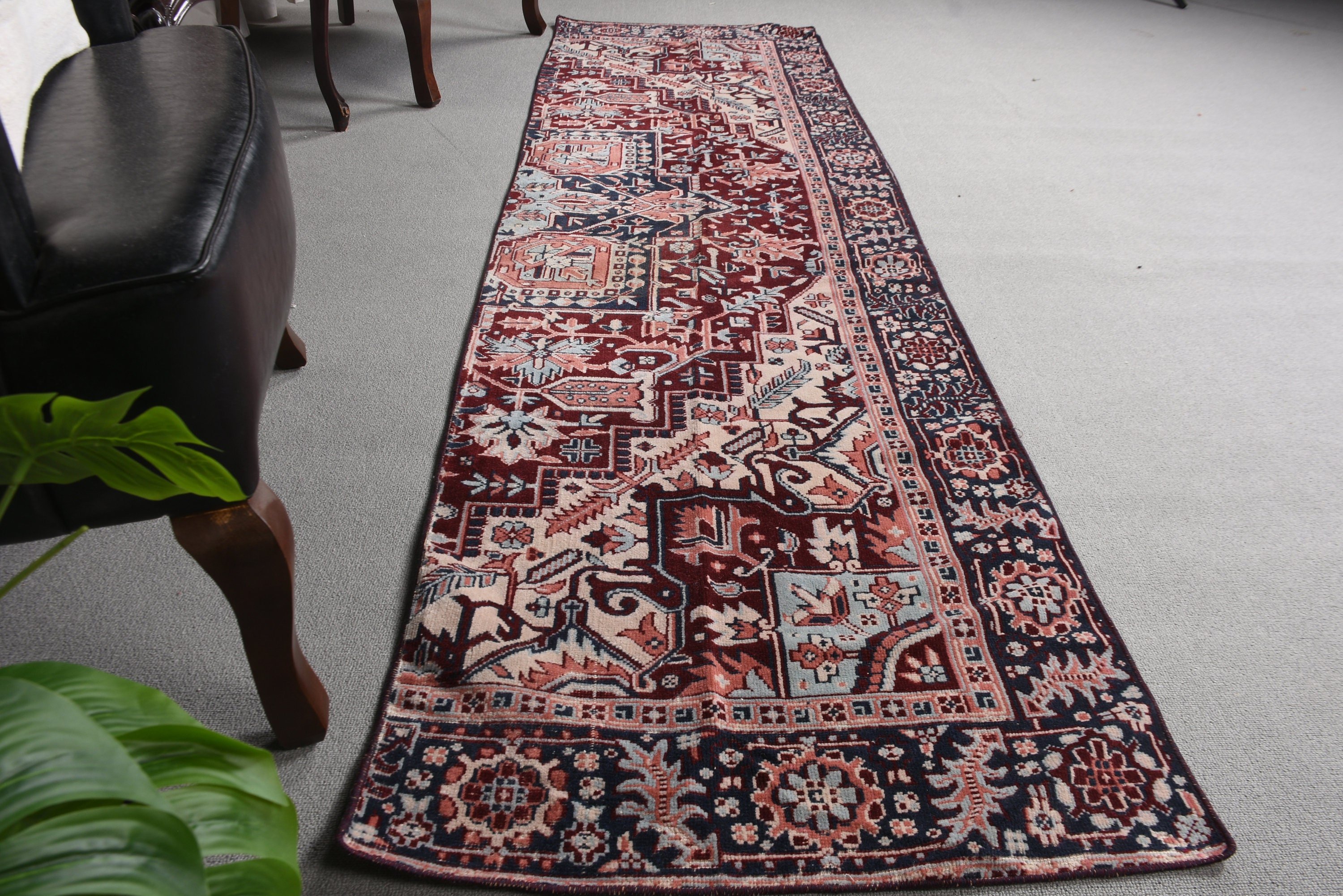 Yün Halılar, 2.4x9 ft Yolluk Halılar, Estetik Halılar, Mor Anadolu Halıları, Koridor Halıları, Yer Halıları, Vintage Halı, Mutfak Halısı, Türk Halıları