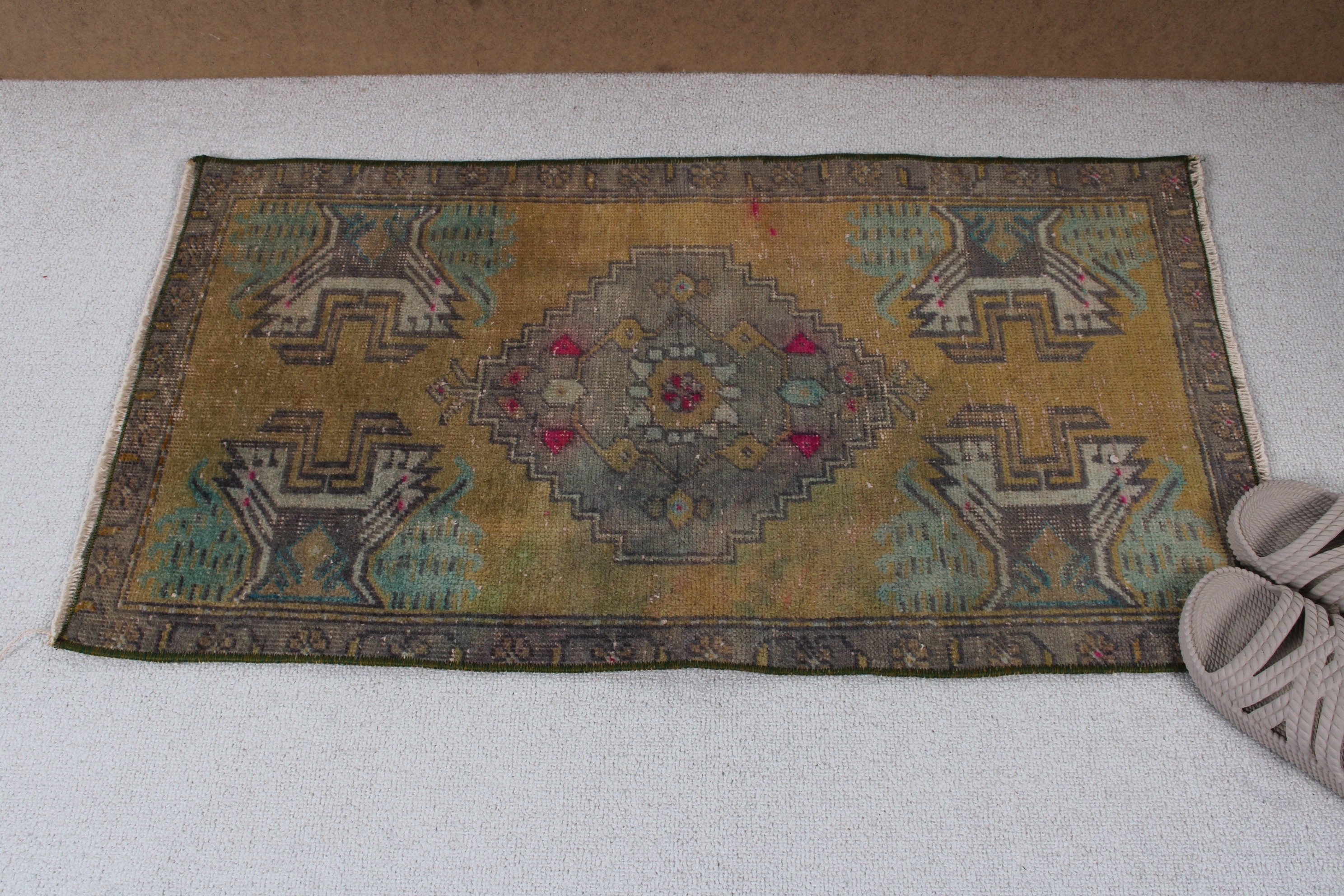 Vintage Halı, Türk Halısı, 1.5x2.8 ft Küçük Halılar, Duvara Asılı Halı, Boho Halıları, Yeşil Soğuk Halılar, Küçük Boho Halıları, Oushak Halısı, Tribal Halıları