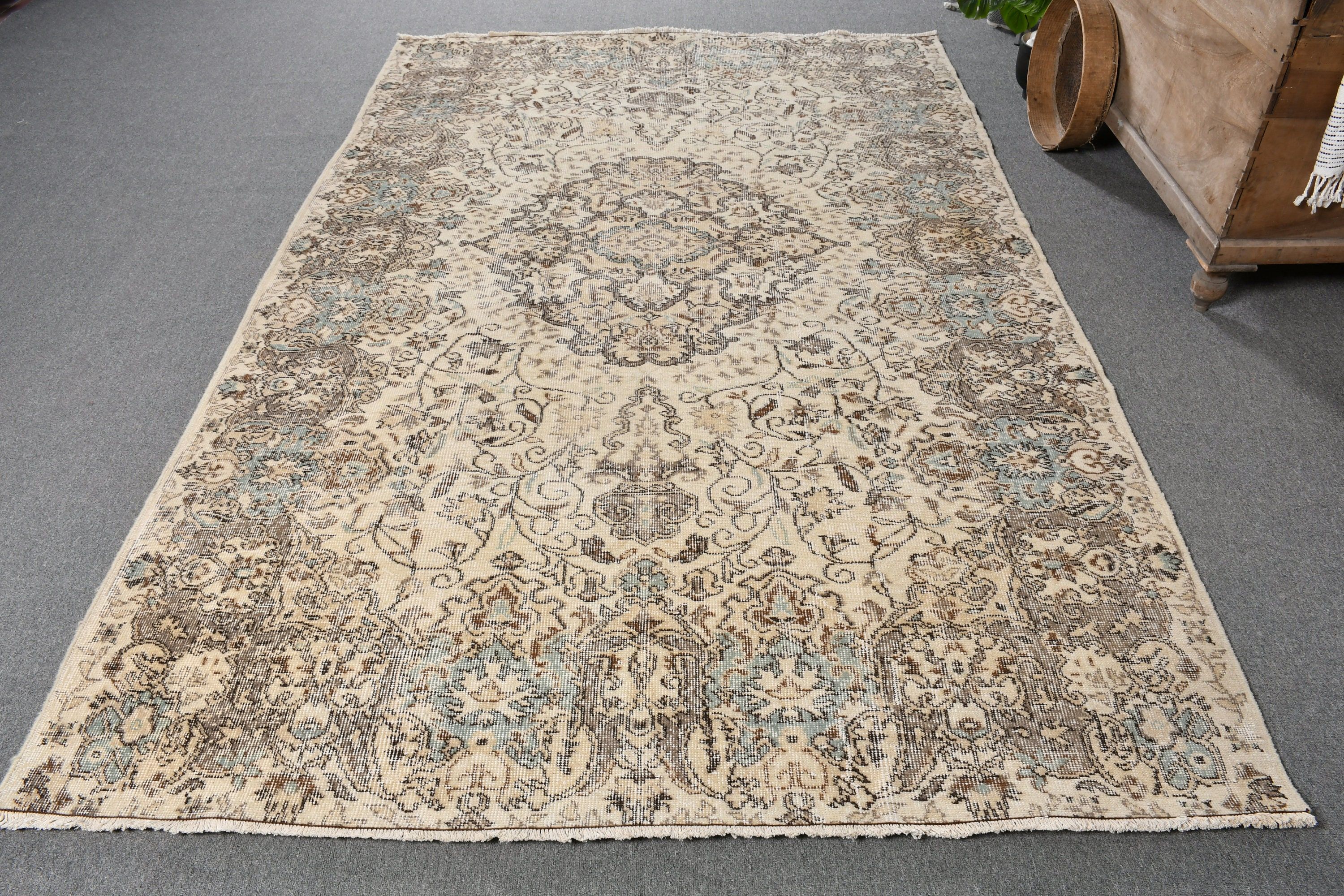 Beige  5.7x8.8 ft Large Rugs, Moroccan Rugs, Bedroom Rugs, Dorm Rugs, Vintage Rug, Turkish Rug, Living Room Rug