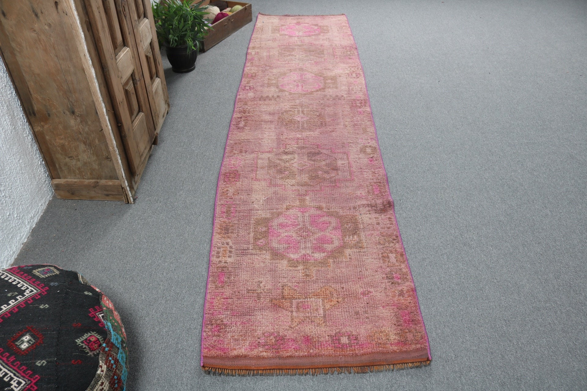 2.4x10.7 ft Runner Halılar, Kahverengi Ev Dekorasyonu Halısı, Yün Halı, Türk Halısı, Uzun Yolluk Halıları, Vintage Halılar, Anadolu Halıları, Koridor Halısı