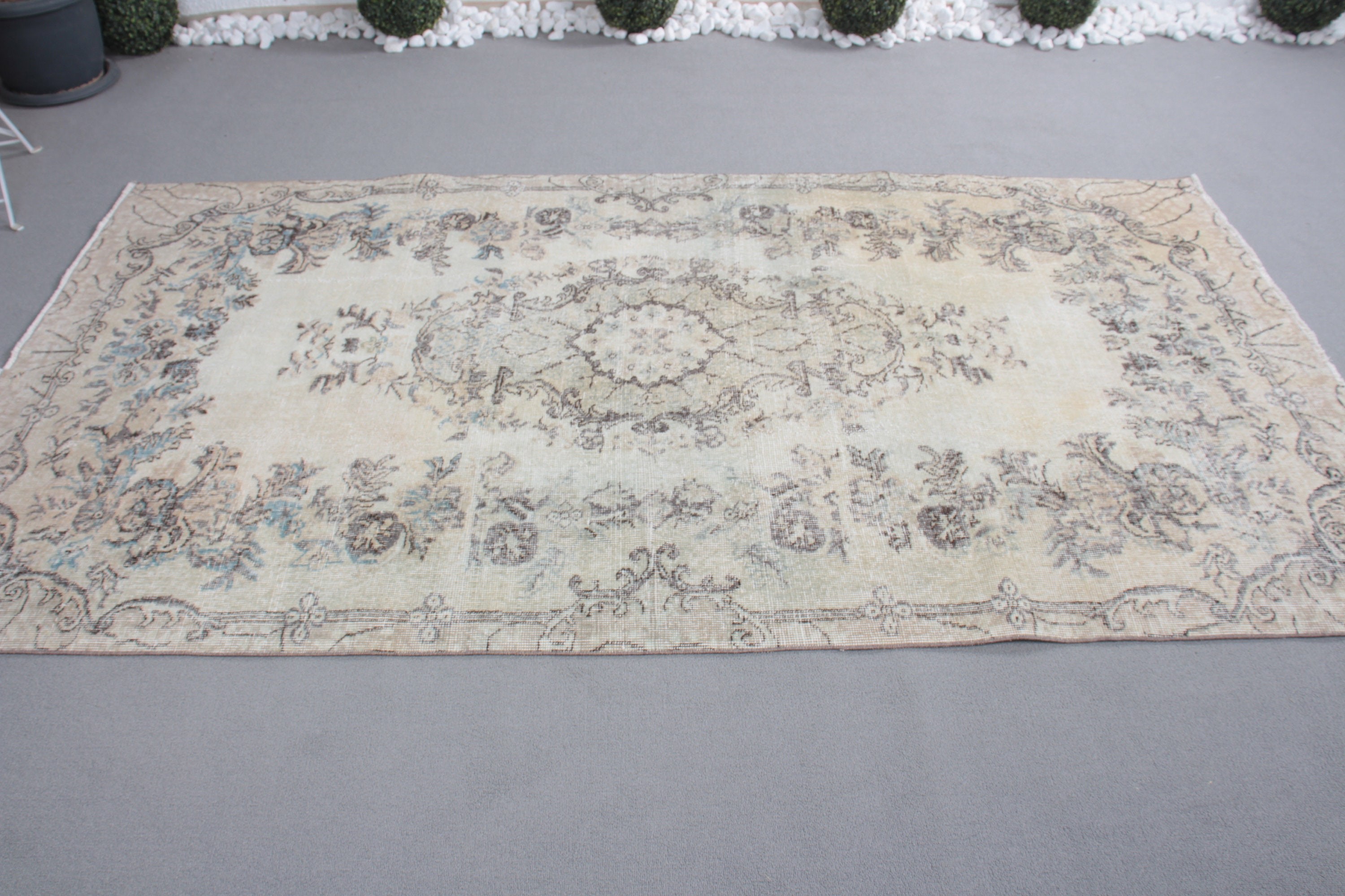 Vintage Halı, Mutfak Halıları, 4.7x8.6 ft Büyük Halı, Yemek Odası Halıları, Salon Halısı, El Düğümlü Halı, Türk Halıları, Bej Fas Halısı, Yer Halısı