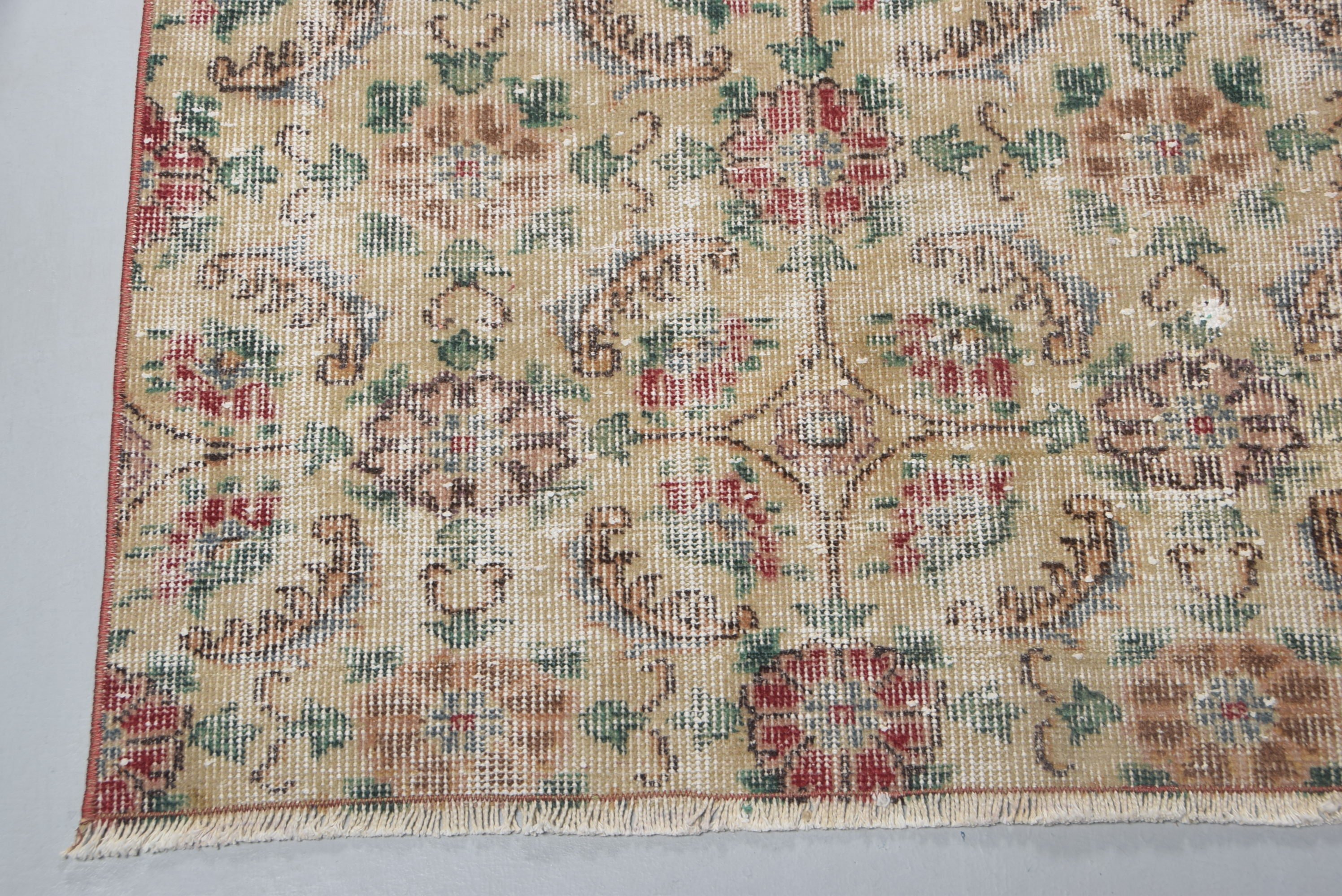 3,6x5,7 ft Accent Halı, Kırmızı Anadolu Halıları, Mutfak Halıları, Mutfak Halıları, Oushak Halısı, Türk Halıları, Vintage Halı, Yer Halısı, Çocuk Halısı