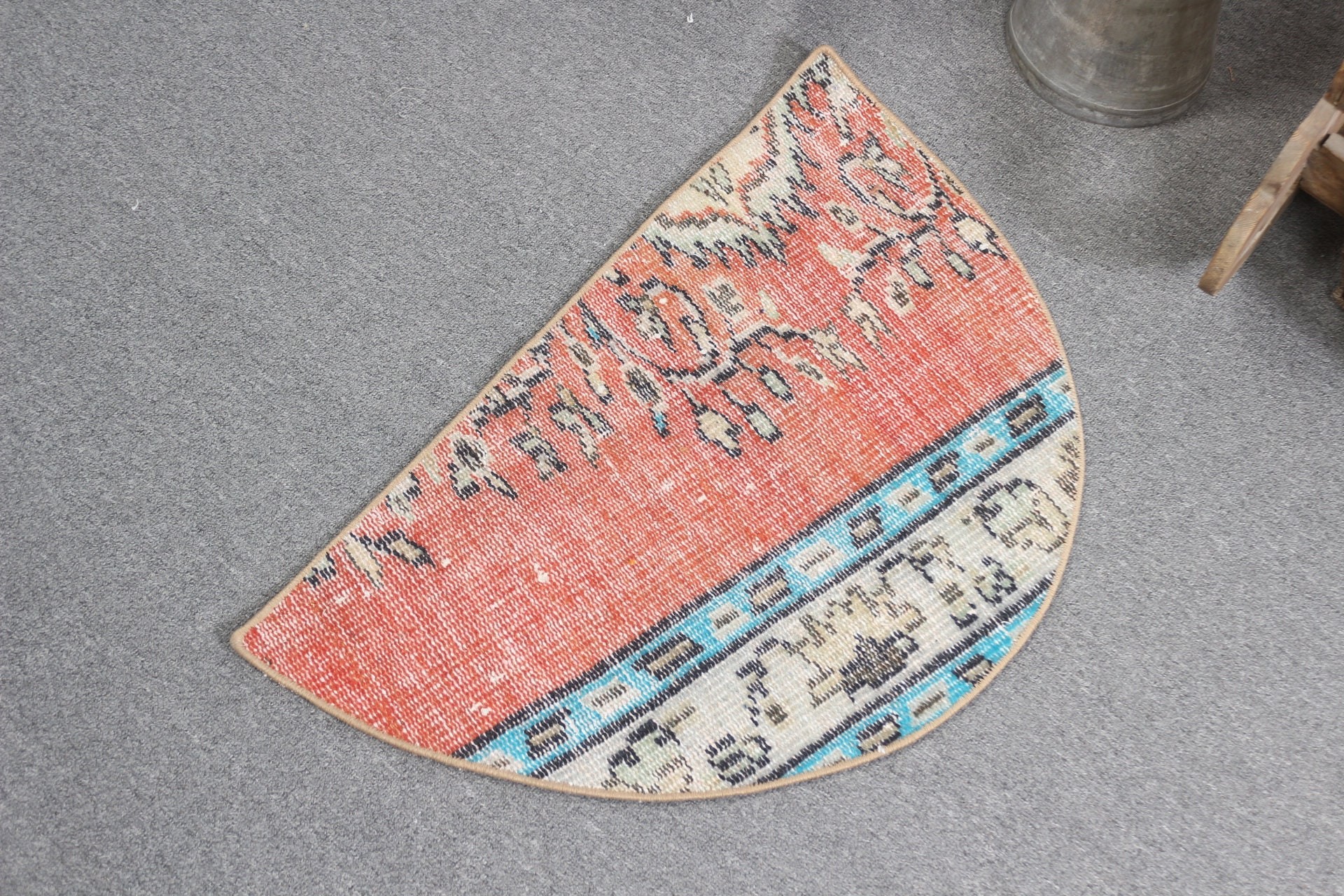 Anadolu Halıları, 2.5x1.5 ft Küçük Halı, Vintage Halı, Kırmızı Soğuk Halı, Araba Paspası Halıları, Soğuk Halı, Türk Halısı, Kapı Paspası Halısı, Çocuk Halıları