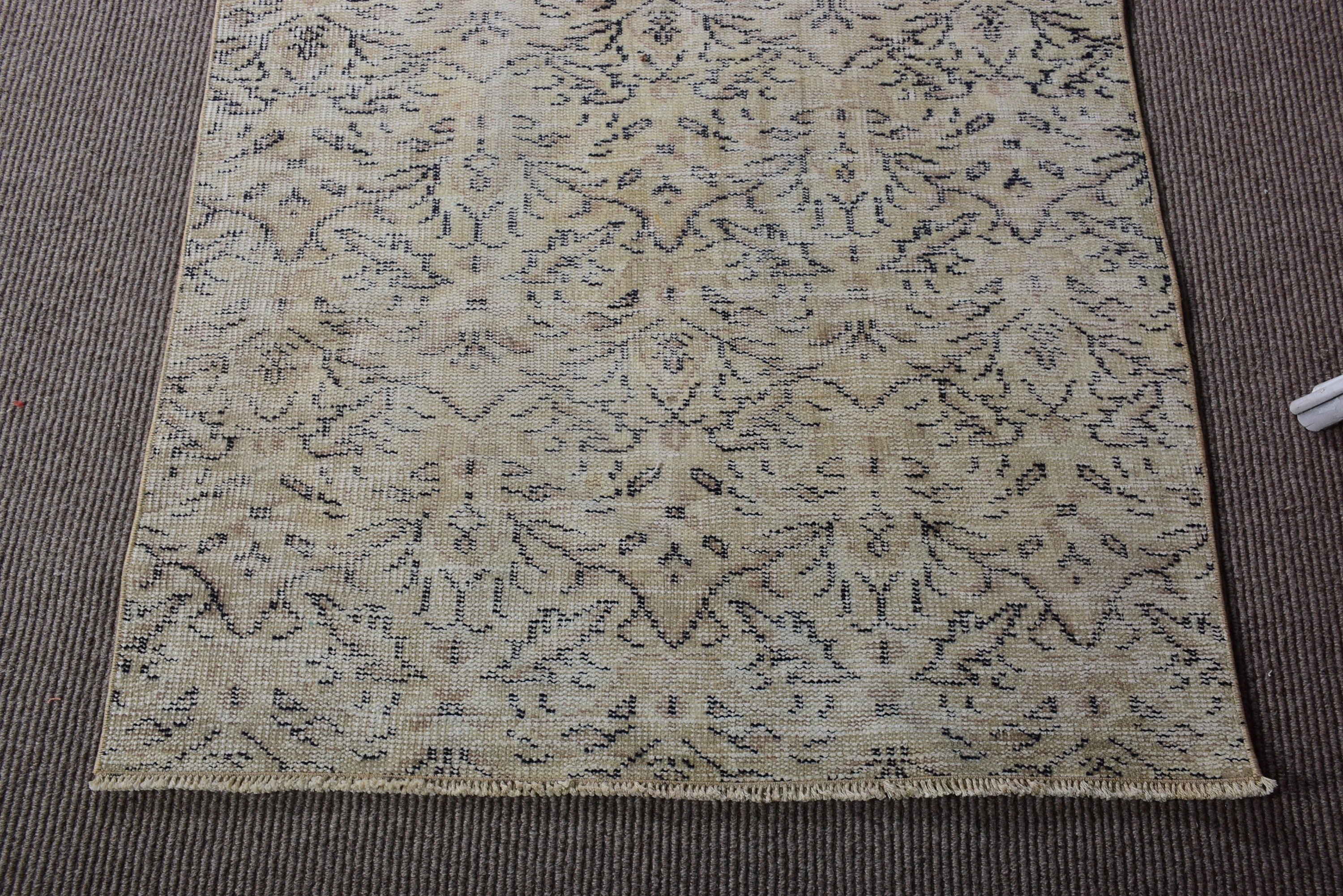 Vintage Rugs, Bedroom Rug, Beige Home Decor Rug, Neutral Rugs, 3.2x5.9 ft Accent Rug, Geometric Rugs, Boho Accent Rug, Turkish Rug