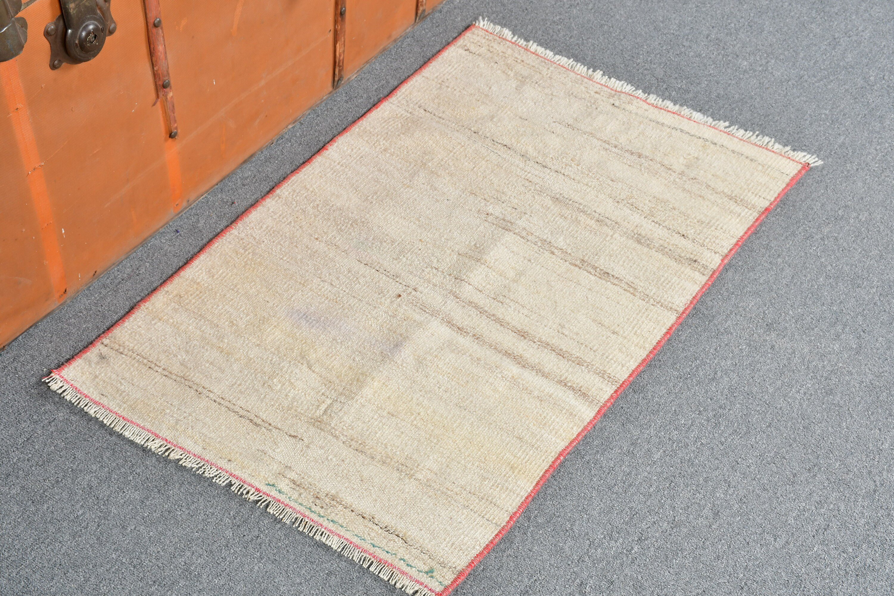 Duvara Asılan Halılar, 1.7x2.8 ft Küçük Halı, Vintage Halı, Türk Halısı, Beyaz Oushak Halıları, Araba Paspası Halıları, Pastel Halı, Havalı Halı, Yatak Odası Halıları