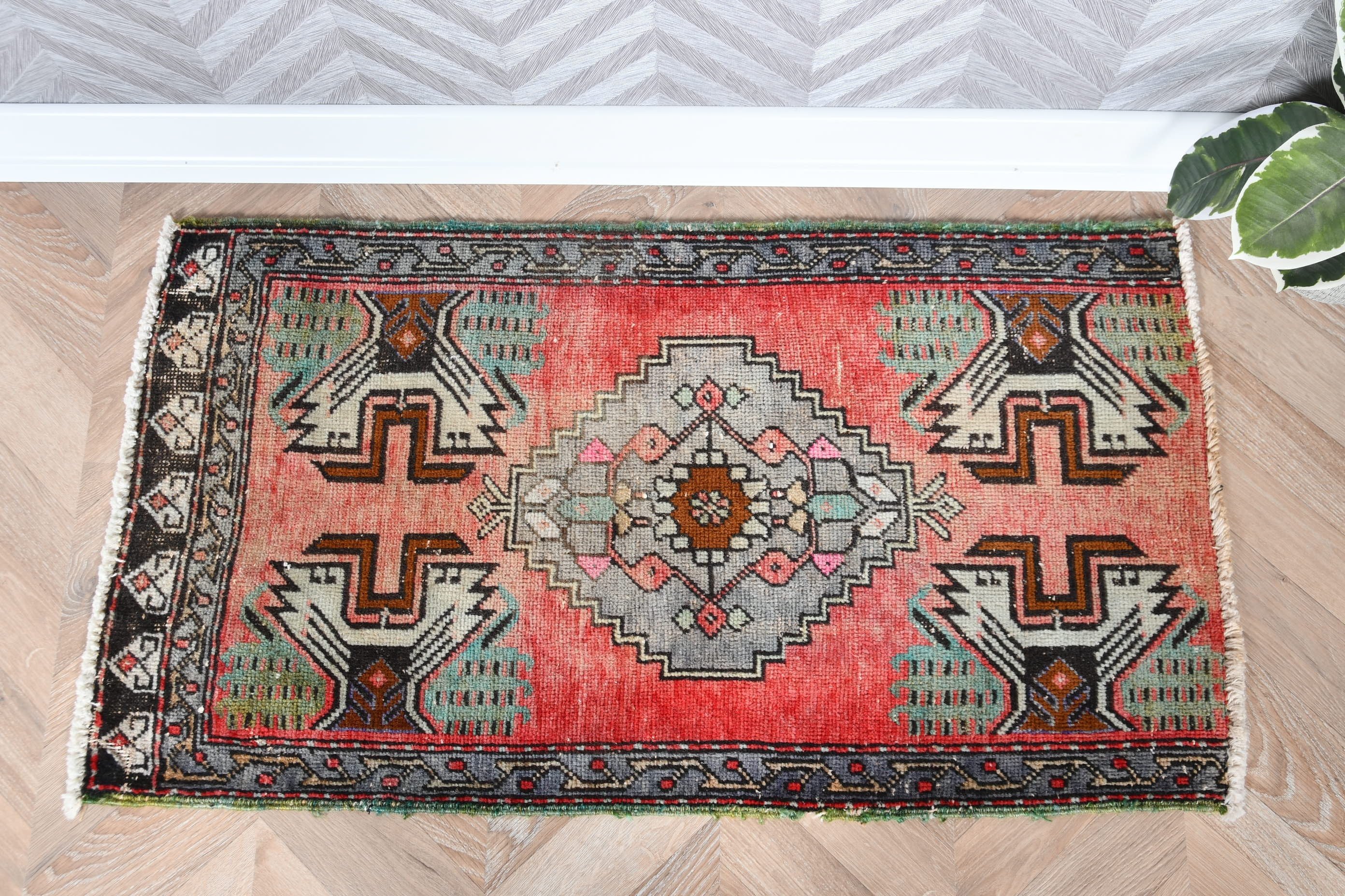 Turkish Rug, Entry Rug, Bath Rug, Rugs for Kitchen, Floor Rug, 1.7x3.1 ft Small Rug, Art Rug, Red Bedroom Rug, Vintage Rugs, Anatolian Rug