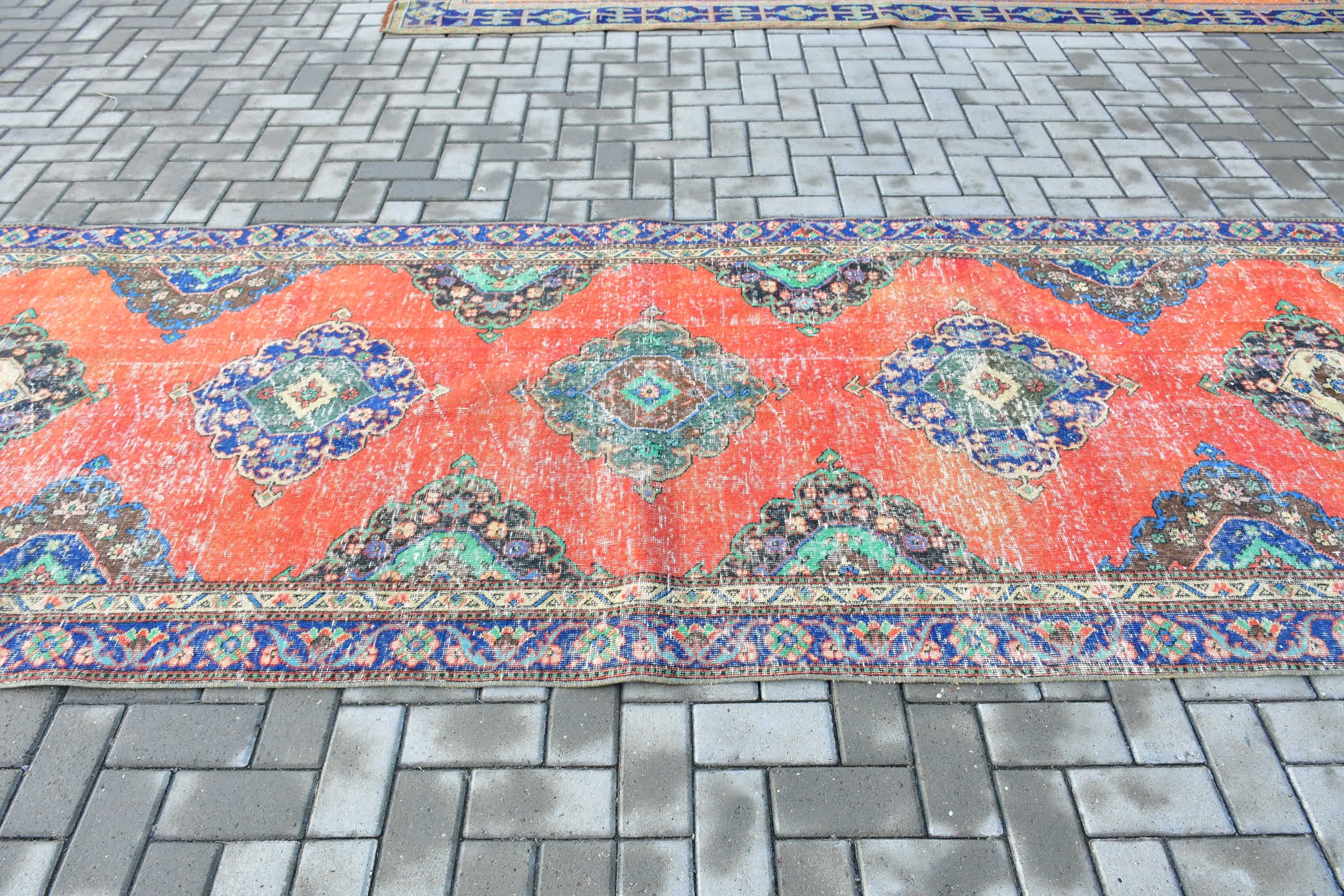 Kırmızı Oushak Halı, Koridor Halısı, Türk Halısı, Tasarımcı Halıları, 4.2x12.3 ft Runner Halısı, Mutfak Halıları, Havalı Halı, Vintage Halılar, Fas Halısı