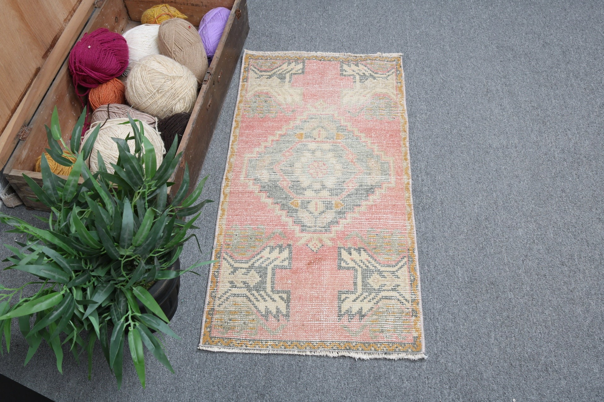 Vintage Rugs, Nursery Rug, Bedroom Rug, Handwoven Rug, Turkish Rugs, Aztec Rug, Oushak Rug, 1.5x2.9 ft Small Rugs, Red Handwoven Rug