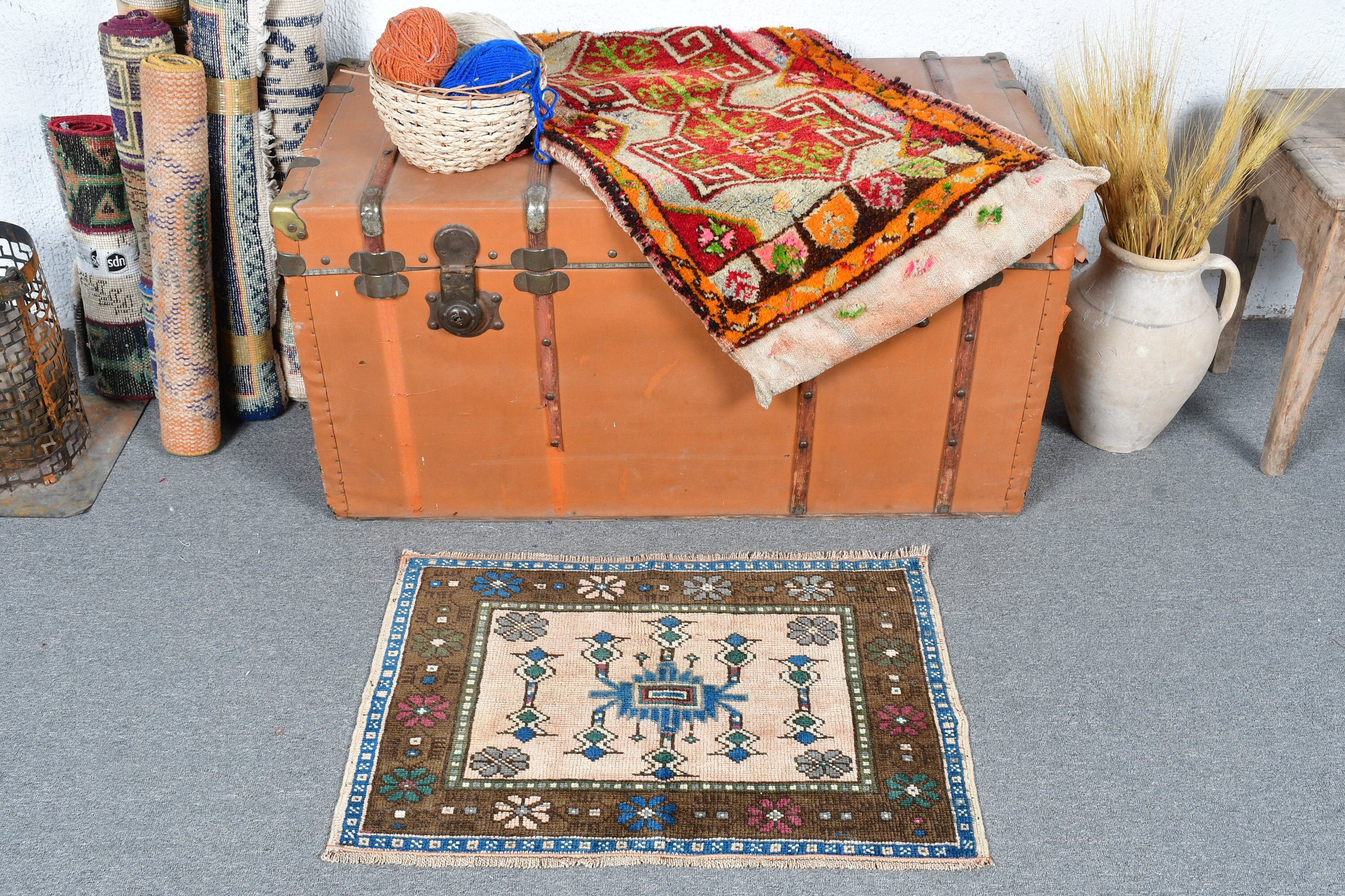Vintage Rug, 1.6x2.4 ft Small Rug, Car Mat Rug, Aztec Rugs, Nursery Rugs, Oriental Rugs, Brown Moroccan Rugs, Turkish Rugs