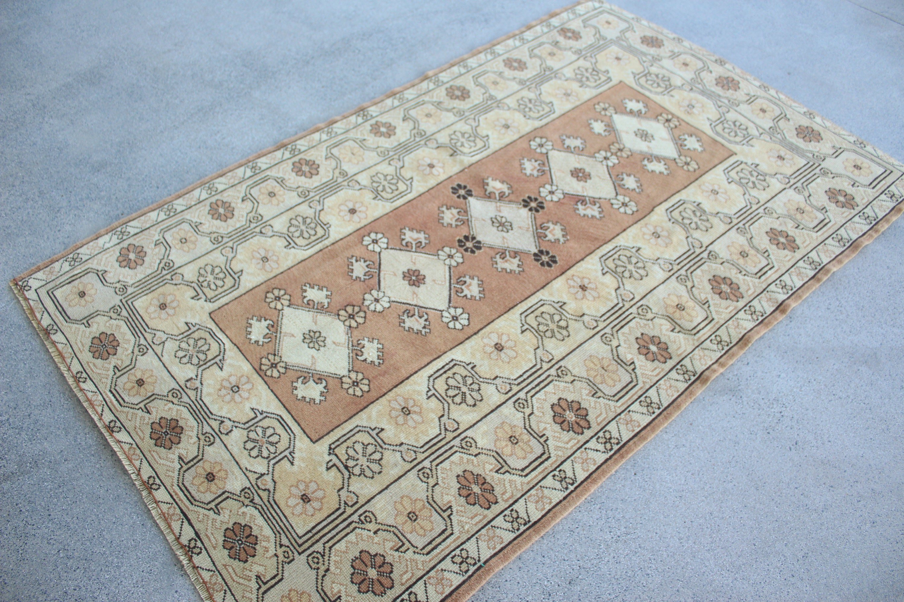 Vintage Rug, Turkish Rugs, Living Room Rug, Rugs for Floor, 3.9x6.3 ft Area Rug, Wool Rug, Nursery Rugs, Antique Rugs, Beige Cool Rug