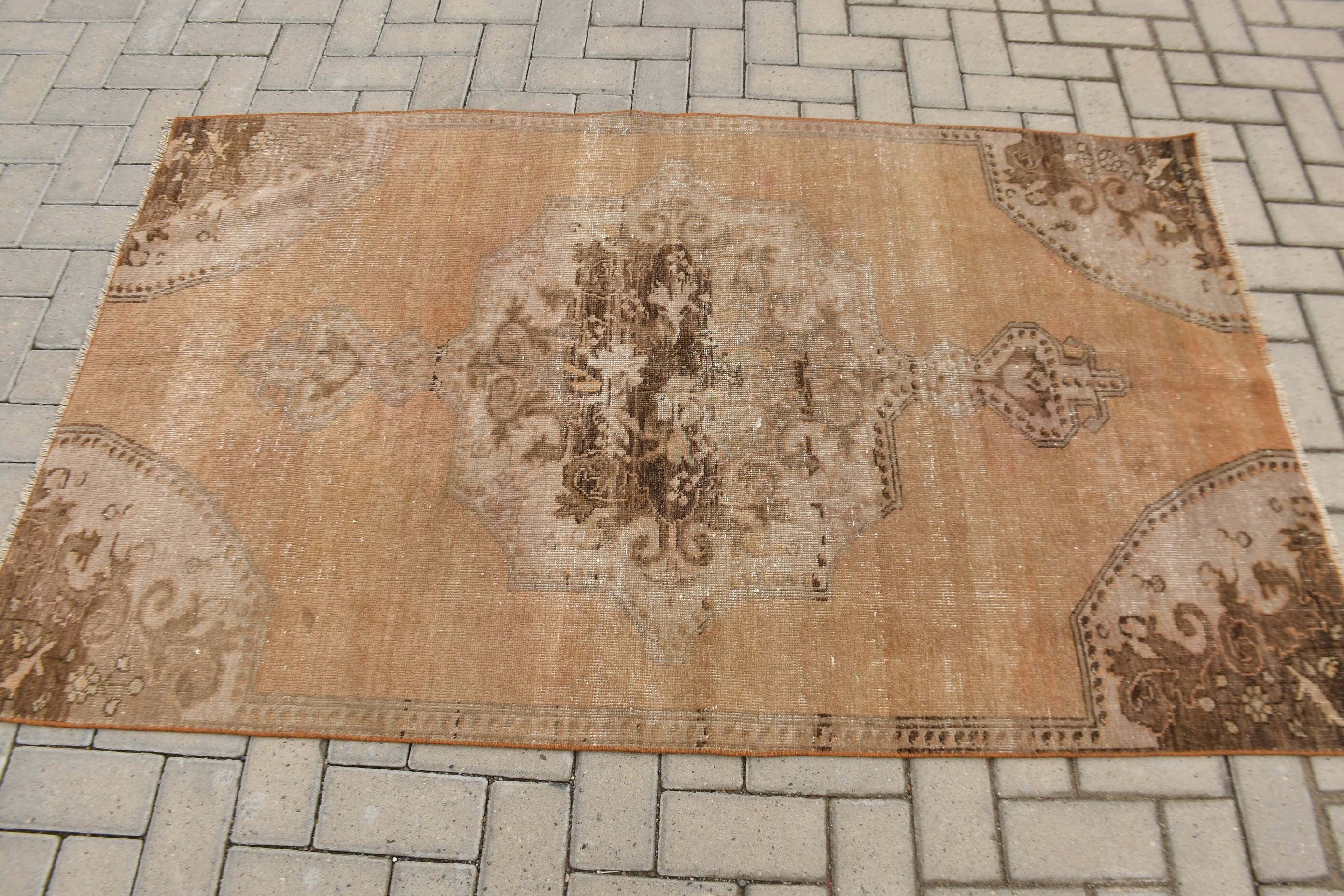 Giriş Halısı, Vintage Vurgulu Halılar, 3,7x6,1 ft Vurgulu Halılar, Havalı Halılar, Mutfak Halıları, Çocuk Odası Halıları, Yün Halılar, Vintage Halılar, Türk Halıları