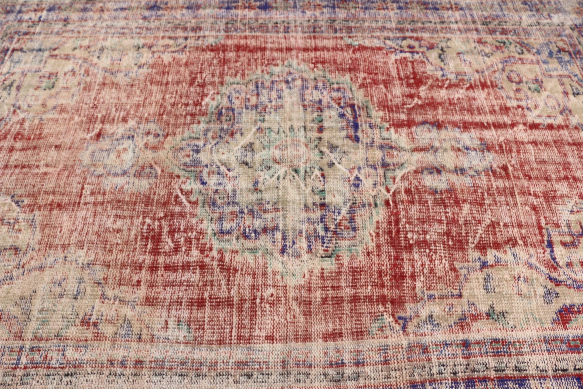 Vintage Halı, 5.9x8.6 ft Büyük Halı, Antika Halılar, Yatak Odası Halıları, Kırmızı Oushak Halıları, Salon Halısı, Anadolu Halısı, Yemek Odası Halısı, Türk Halısı