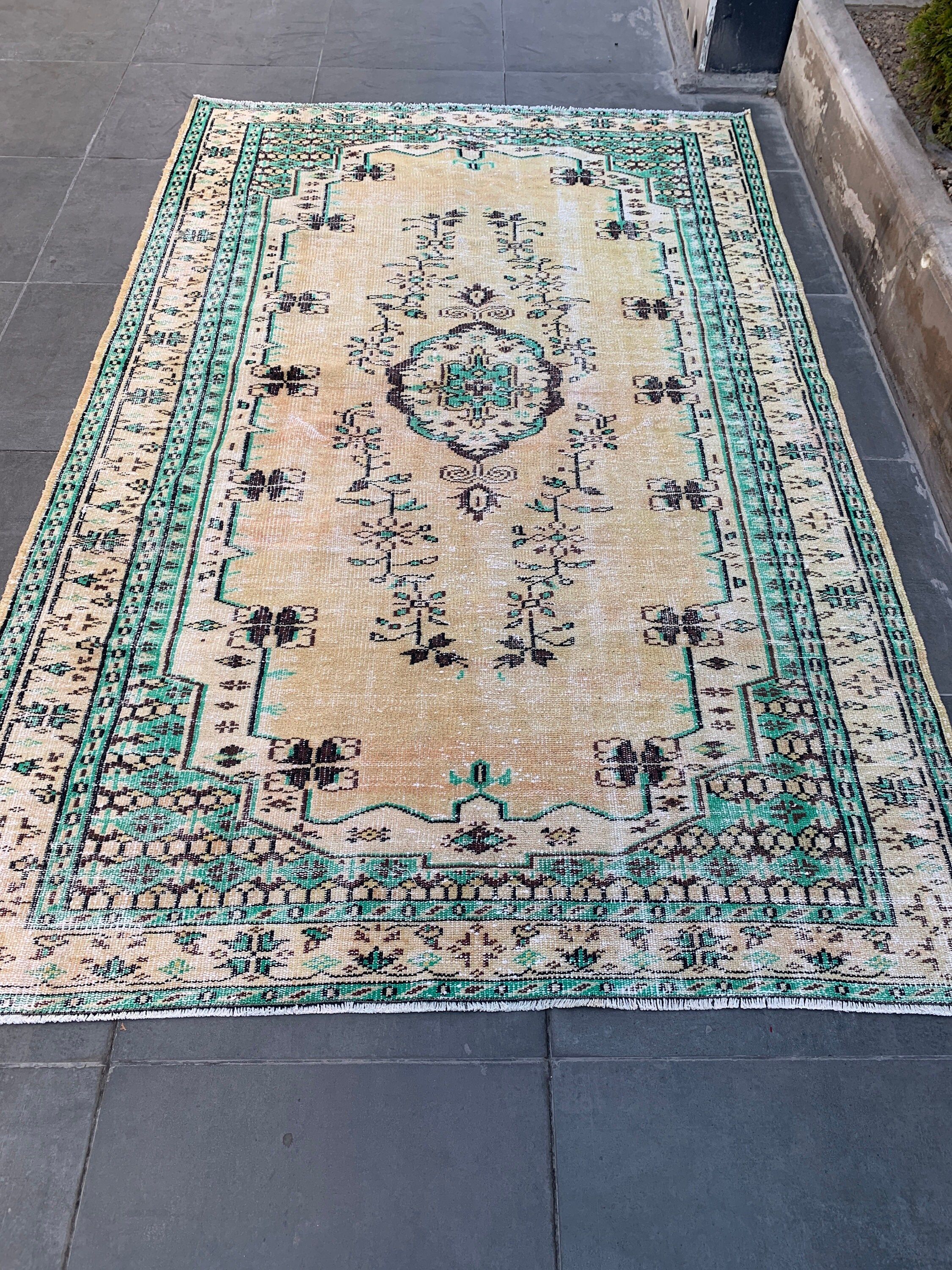 Turkish Rug, Moroccan Rug, Dining Room Rugs, Beige Oushak Rug, Salon Rugs, Cool Rug, 5.6x8.8 ft Large Rug, Vintage Rug, Custom Rugs