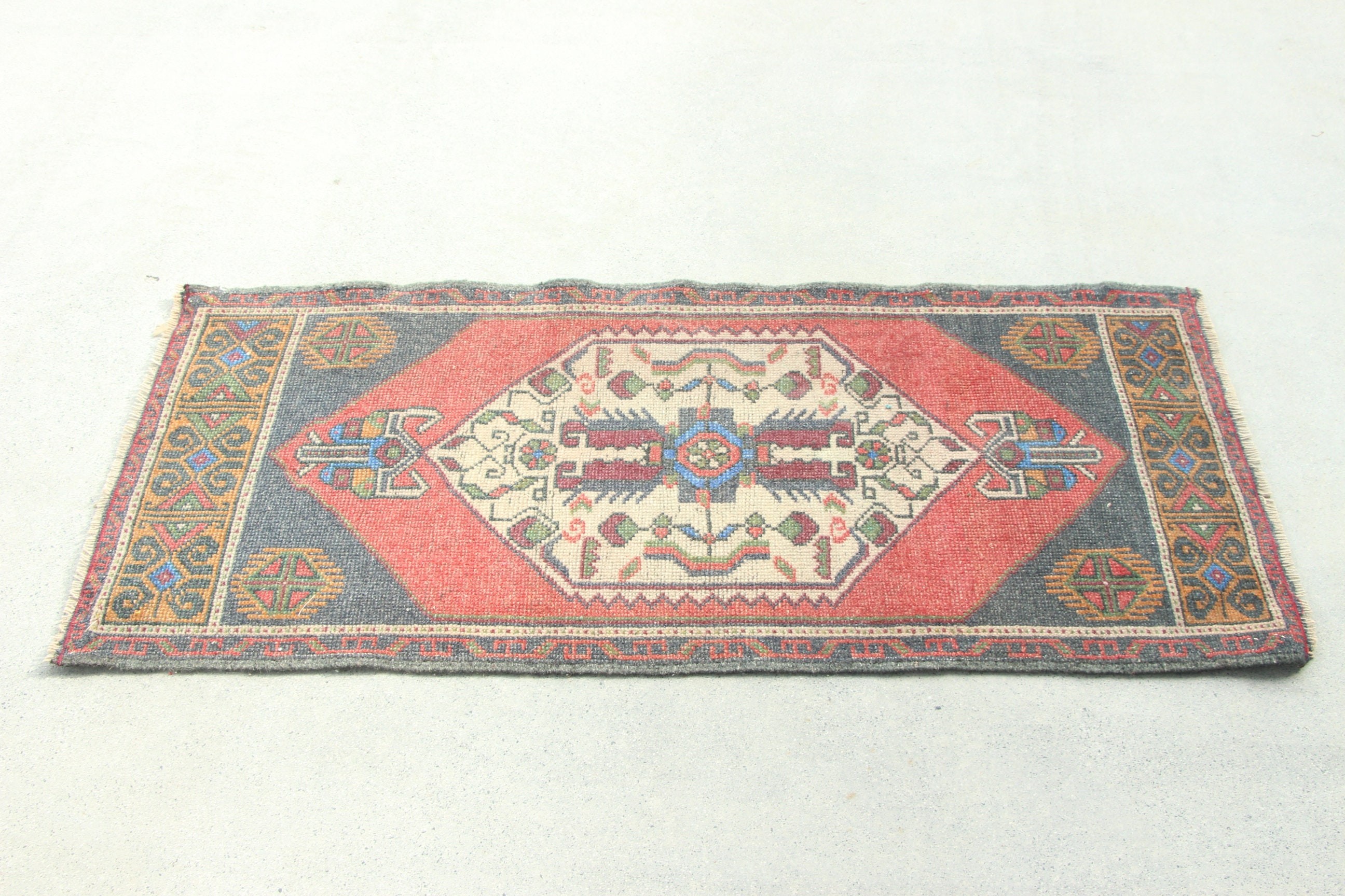 Oriental Rugs, Turkish Rug, Vintage Rugs, Bedroom Rugs, 1.9x4 ft Small Rugs, Red Bedroom Rugs, Small Boho Rug, Small Vintage Rugs