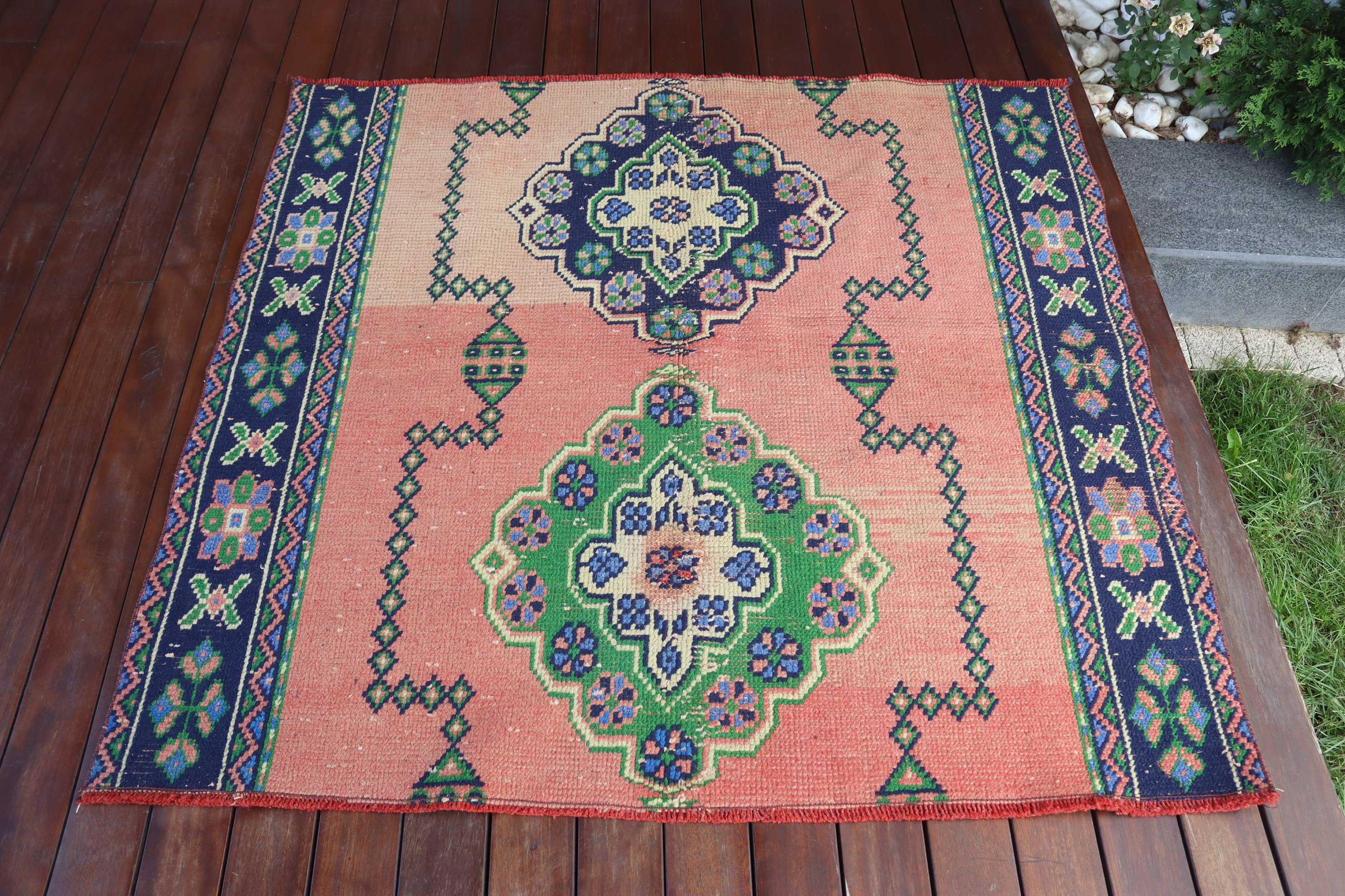 Vintage Halı, Türk Halısı, Sanatsal Halı, 4,3x4 ft Aksan Halısı, Lüks Halılar, Boho Halısı, Yer Halısı, Mutfak Halısı, Mavi Antika Halılar, Çocuk Halısı