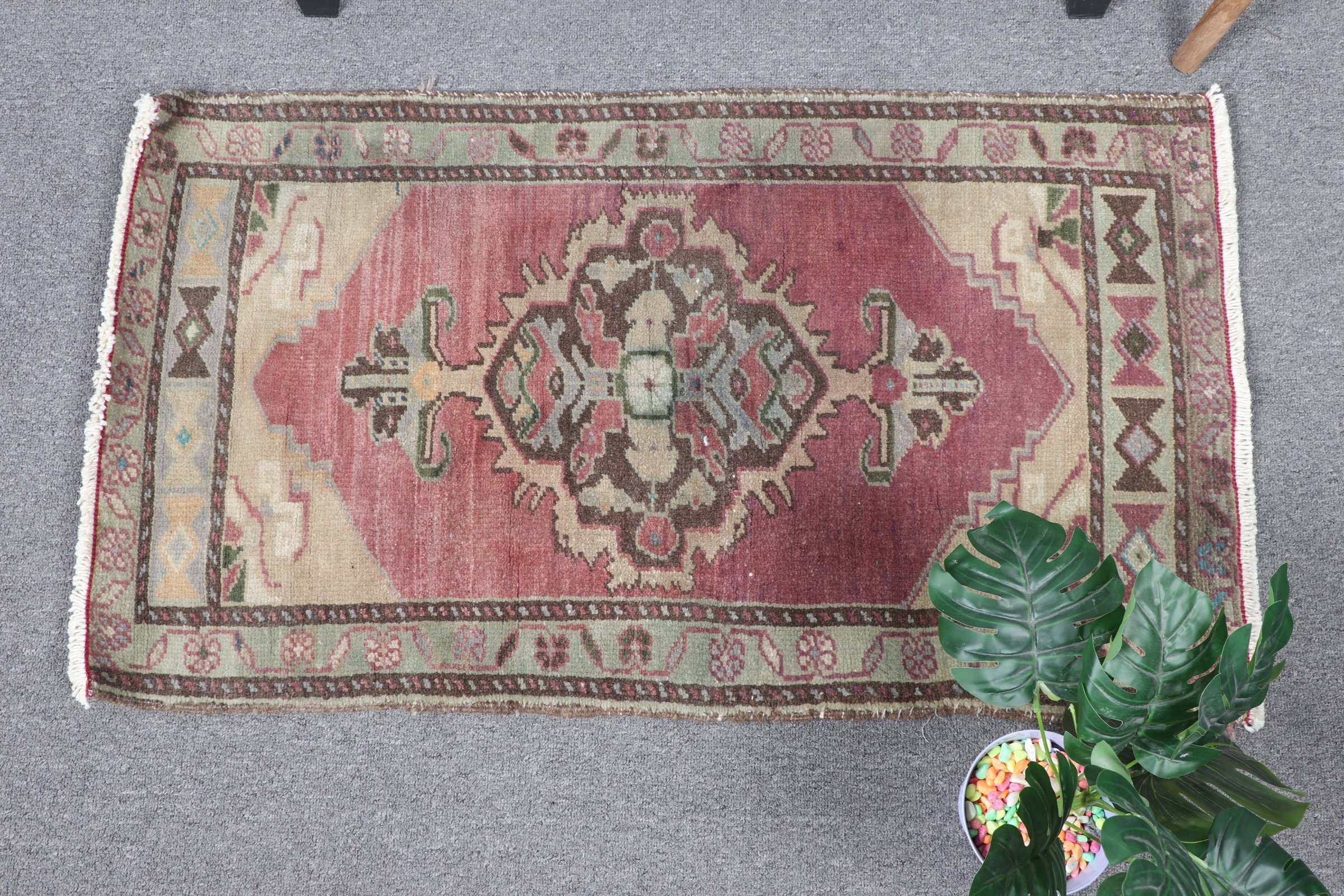 Red Moroccan Rug, Home Decor Rugs, Wall Hanging Rug, Turkish Rug, Dorm Rug, Oriental Rug, Vintage Rugs, Entry Rug, 1.8x3.1 ft Small Rugs
