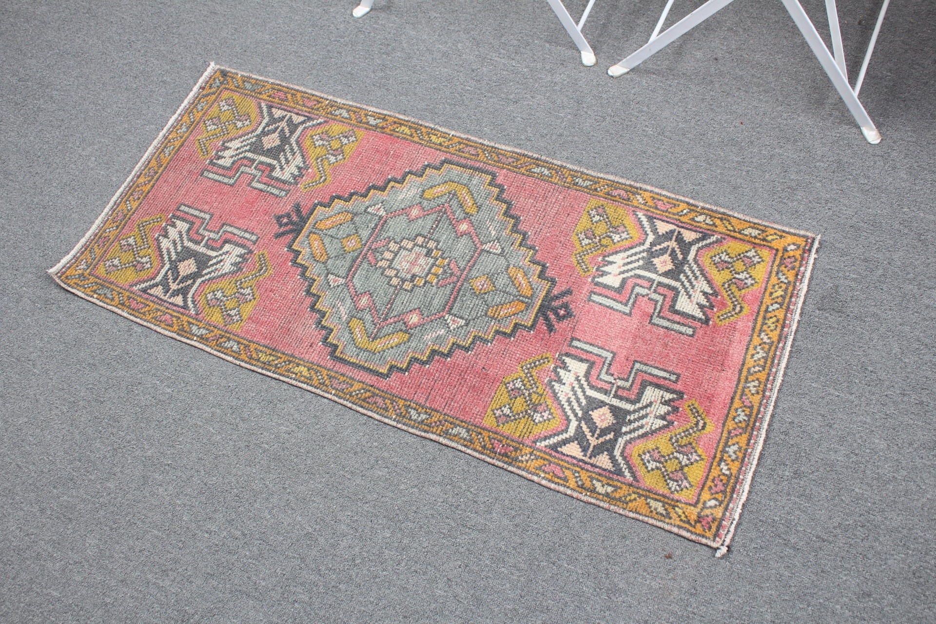 1.6x3.5 ft Küçük Halılar, Mutfak Halısı, Paspas Halısı, Çocuk Halıları, Pembe Mutfak Halıları, Eskitilmiş Halı, Vintage Halı, Türk Halıları, Oryantal Halılar