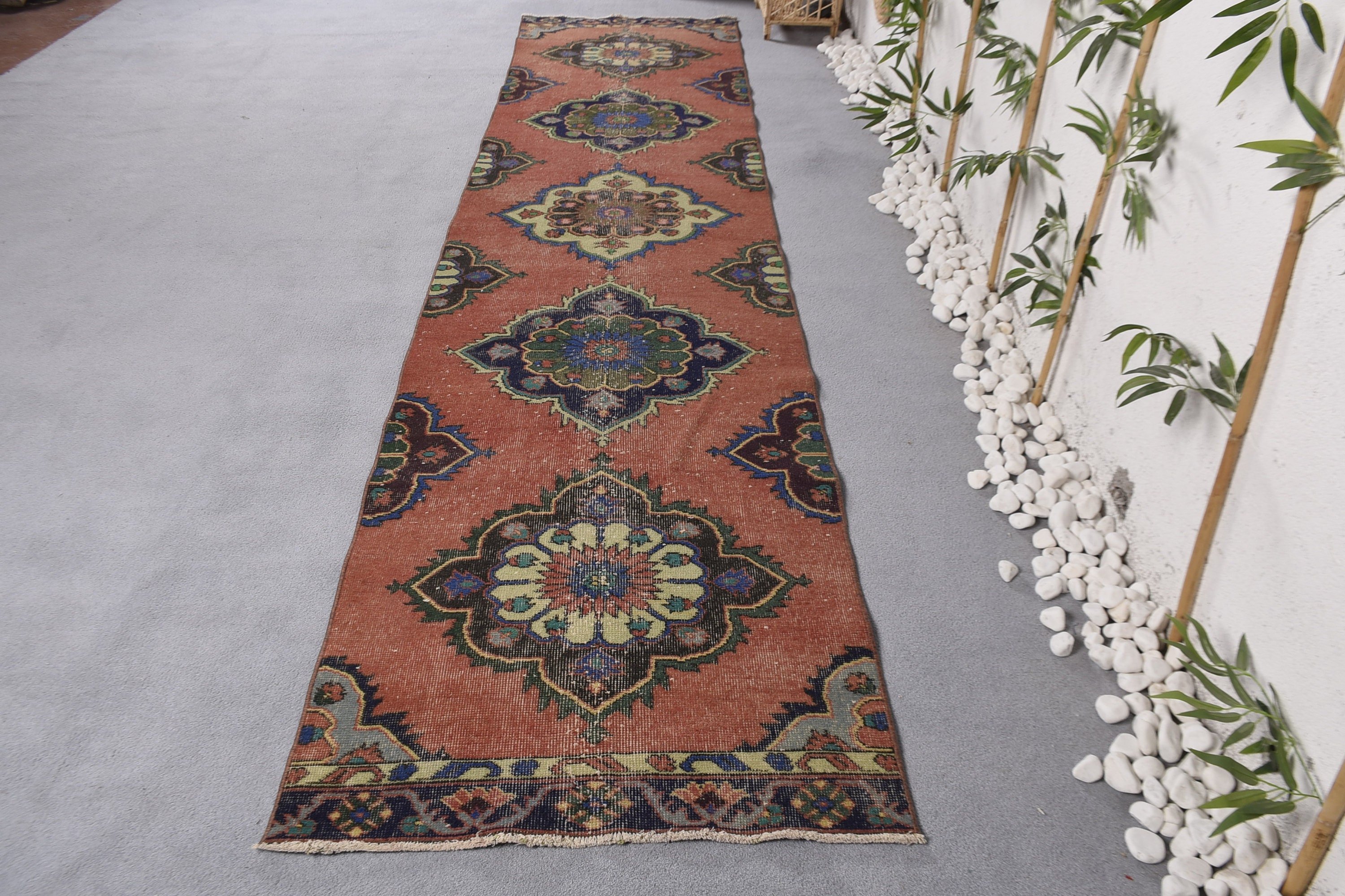 Uzun Yolluk Halısı, Türk Halısı, Mutfak Halısı, Ev Dekorasyonu Halısı, Yün Halısı, Vintage Halı, 2.7x12.2 ft Runner Halısı, Kırmızı Ev Dekorasyonu Halısı, Aztek Halısı