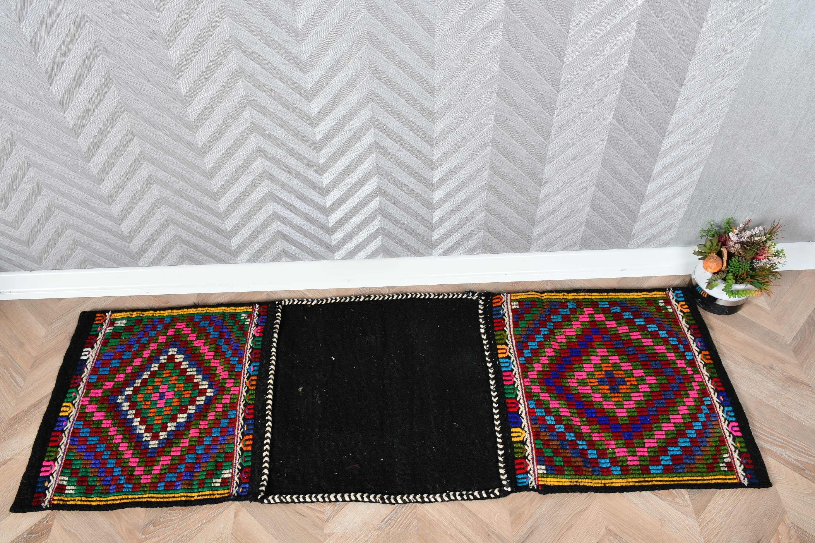 1.8x5.4 ft Runner Halı, Yurt Halısı, Koridor Halısı, Ev Dekorasyonu Halıları, Türk Halıları, Siyah Yatak Odası Halısı, Antika Halı, Vintage Halılar, Runner Halıları