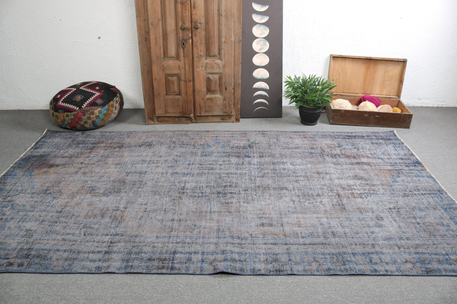 Turkish Rugs, Large Vintage Rugs, Blue  5.6x10.1 ft Large Rug, Living Room Rugs, Oushak Rug, Statement Rugs, Vintage Rug