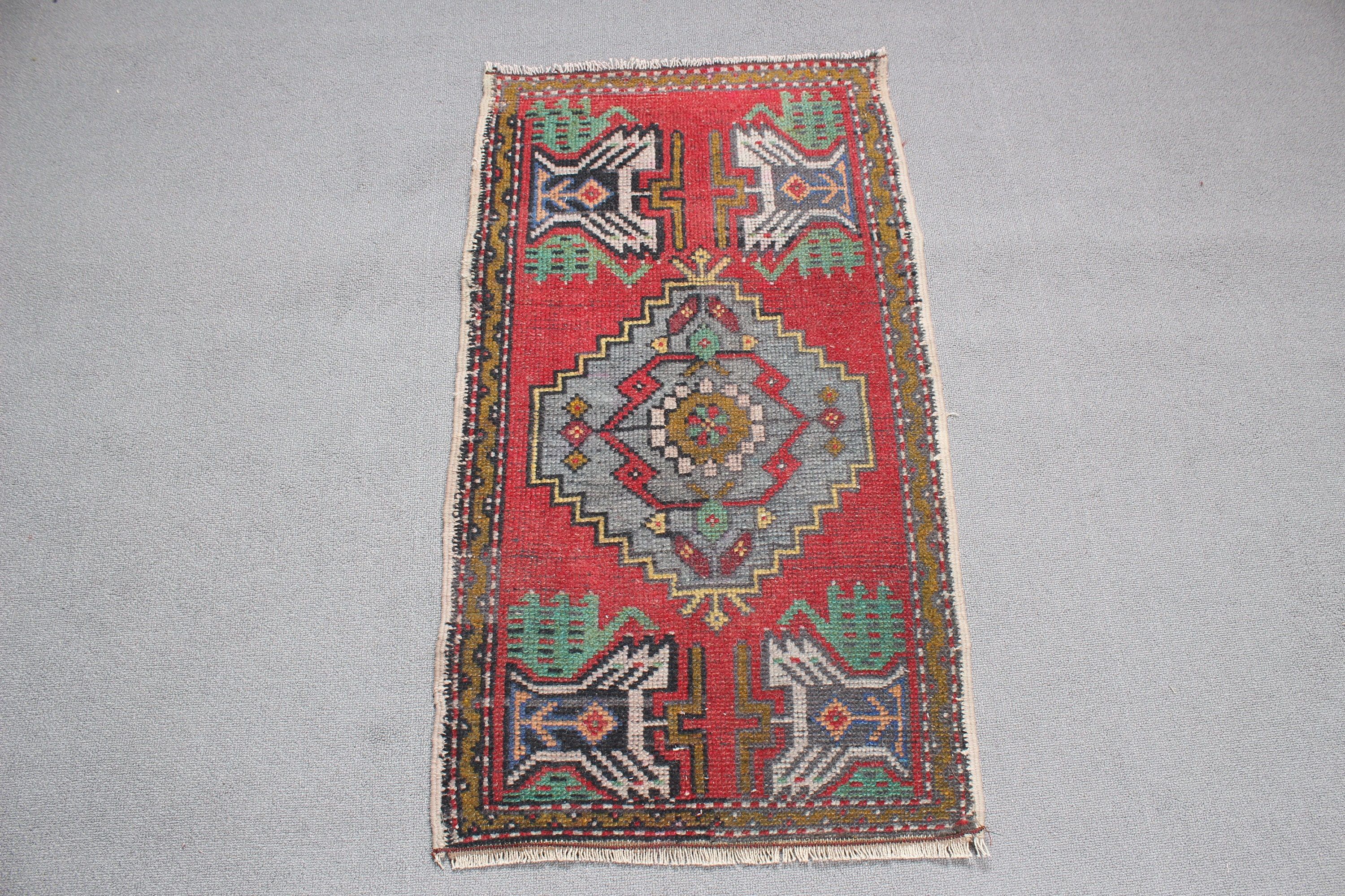 Kırmızı Mutfak Halısı, Kapı Paspası Halısı, 1.7x3 ft Küçük Halı, Çocuk Halısı, Küçük Boho Halıları, El Dokuma Halısı, Yer Halıları, Vintage Halı, Türk Halıları