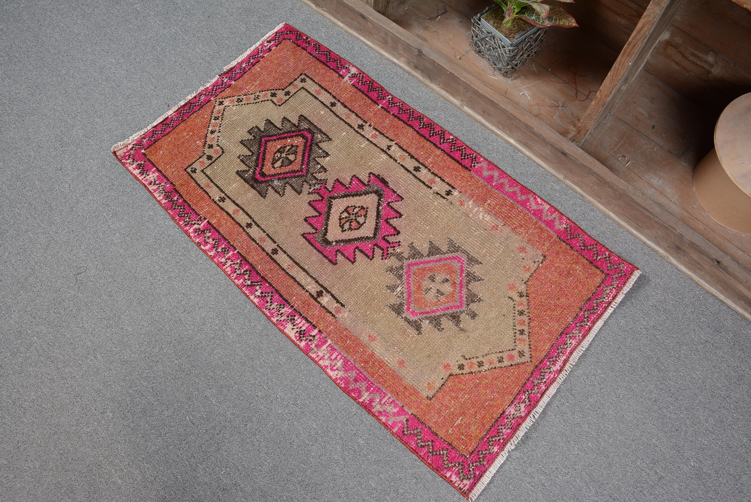 Nursery Rug, Bedroom Rug, Distressed Rugs, Vintage Rug, Bath Rug, Home Decor Rug, Pink Home Decor Rugs, 1.8x3.2 ft Small Rug, Turkish Rugs