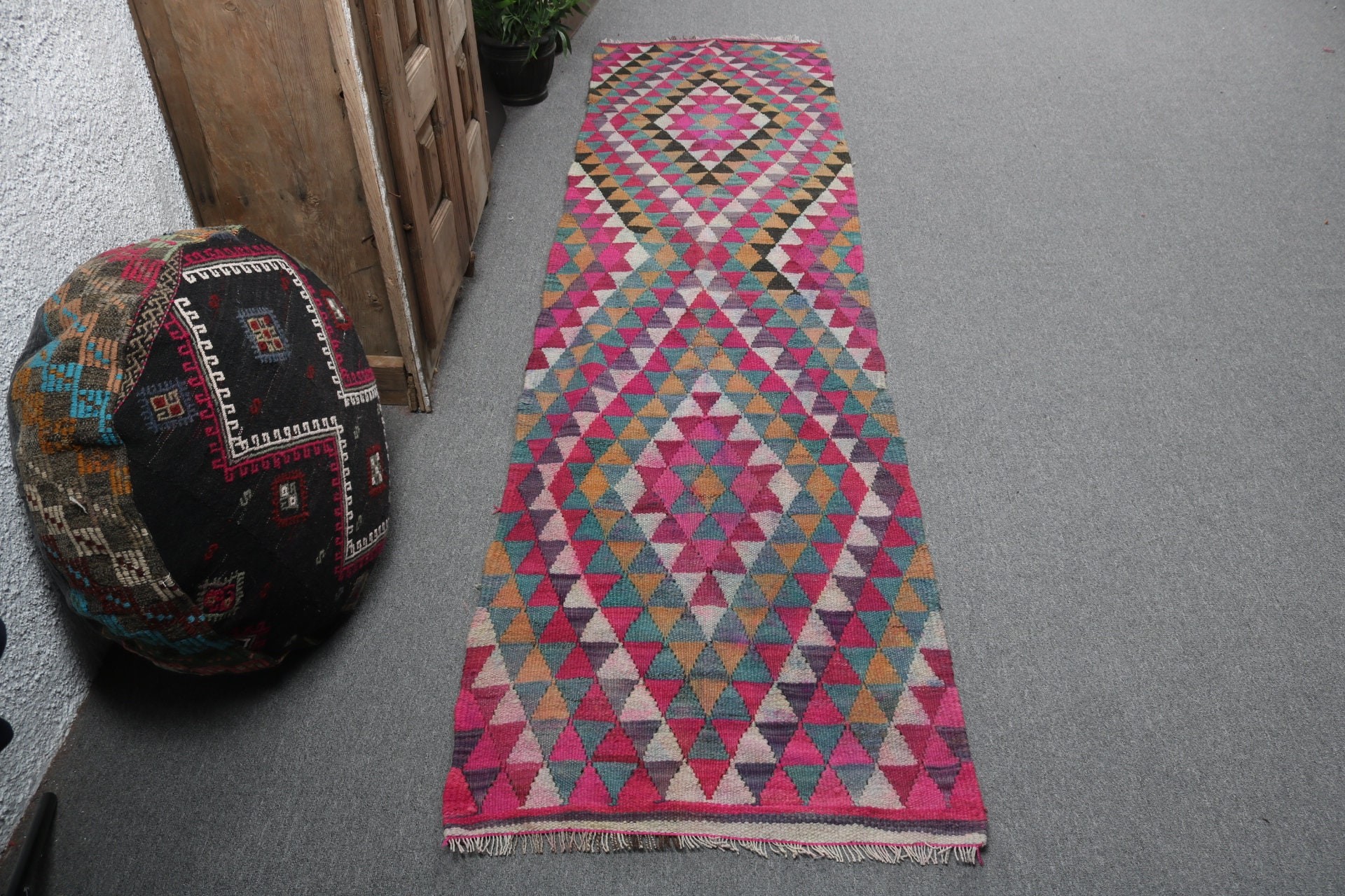 Türk Halıları, Beni Ourain Yolluk Halıları, Vintage Halılar, Anadolu Halıları, 2.4x8.9 ft Koşucu Halısı, Oushak Halıları, Pembe Nötr Halı, Koridor Halısı