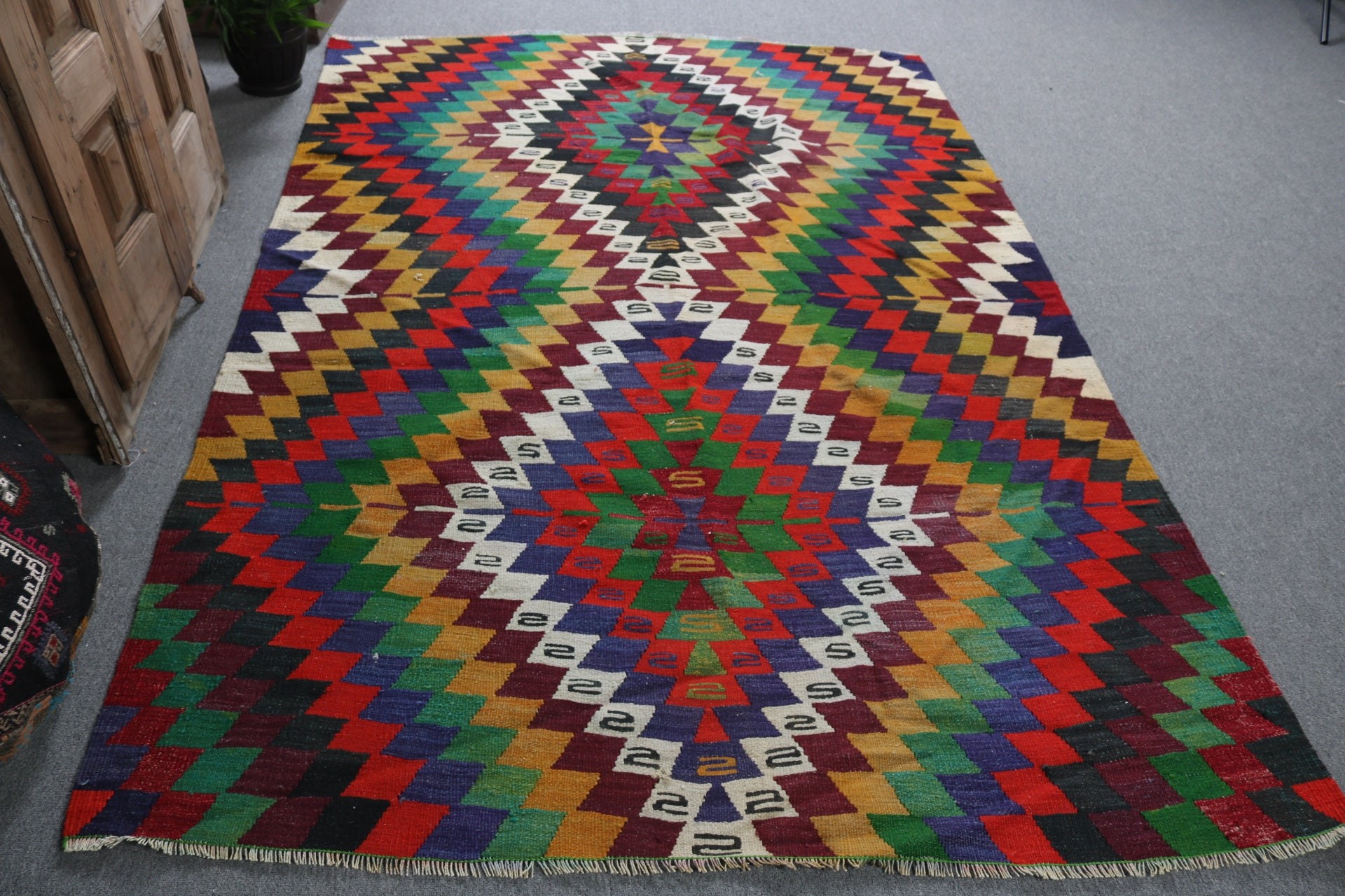 Gökkuşağı Oushak Halı, Büyük Oushak Halı, 5.4x7.9 ft Büyük Halılar, Vintage Halılar, Anadolu Halıları, Türk Halıları, El Yapımı Halı, Kilim