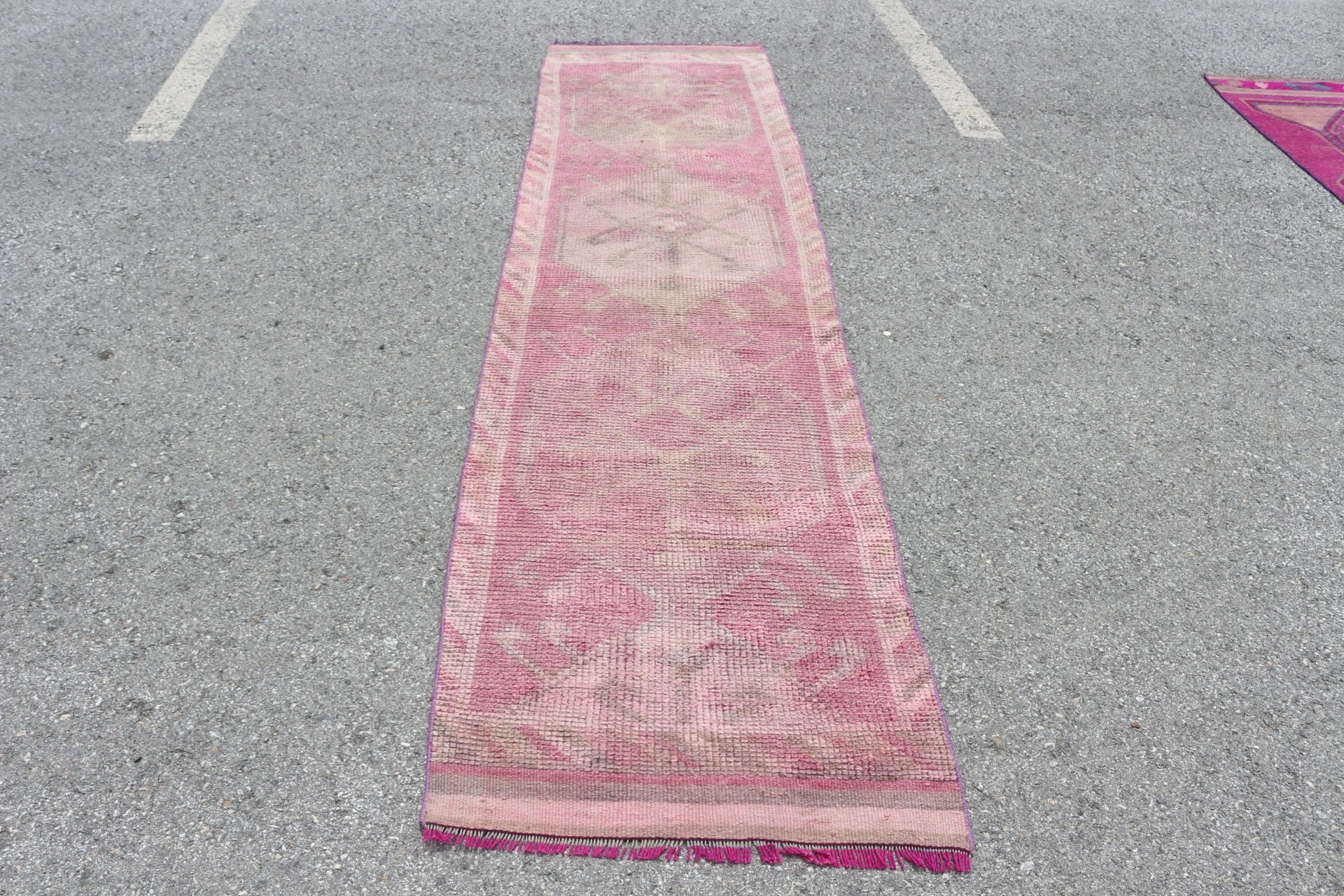 Sevimli Halılar, 2.5x10.6 ft Runner Halıları, El Düğümlü Halı, Mutfak Halıları, Havalı Halılar, Pembe Antika Halı, Türk Halıları, Runner Halıları, Vintage Halı