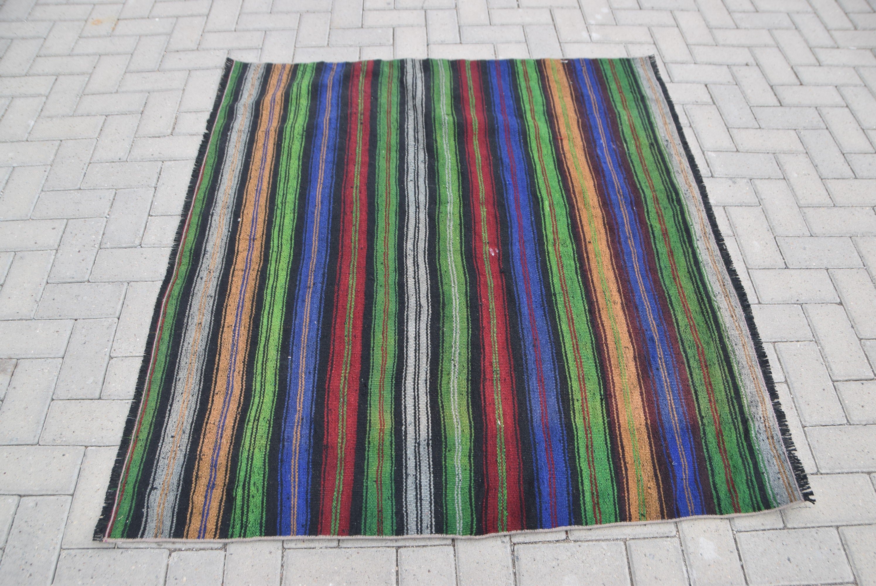 Yatak Odası Halısı, 4.7x4.2 ft Aksan Halısı, Eski Halı, Çocuk Halısı, Kilim, Mutfak Halıları, Oryantal Halı, Türk Halıları, Vintage Halı, Yeşil Fas Halıları