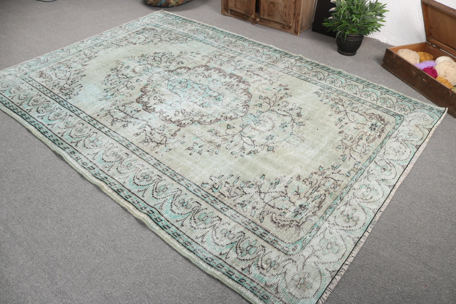 Yemek Odası Halısı, Türk Halısı, Yeşil Oushak Halıları, Vintage Halı, Yer Halısı, 6.1x9.1 ft Büyük Halı, Yatak Odası Halıları, Oturma Odası Halıları, Lüks Halılar