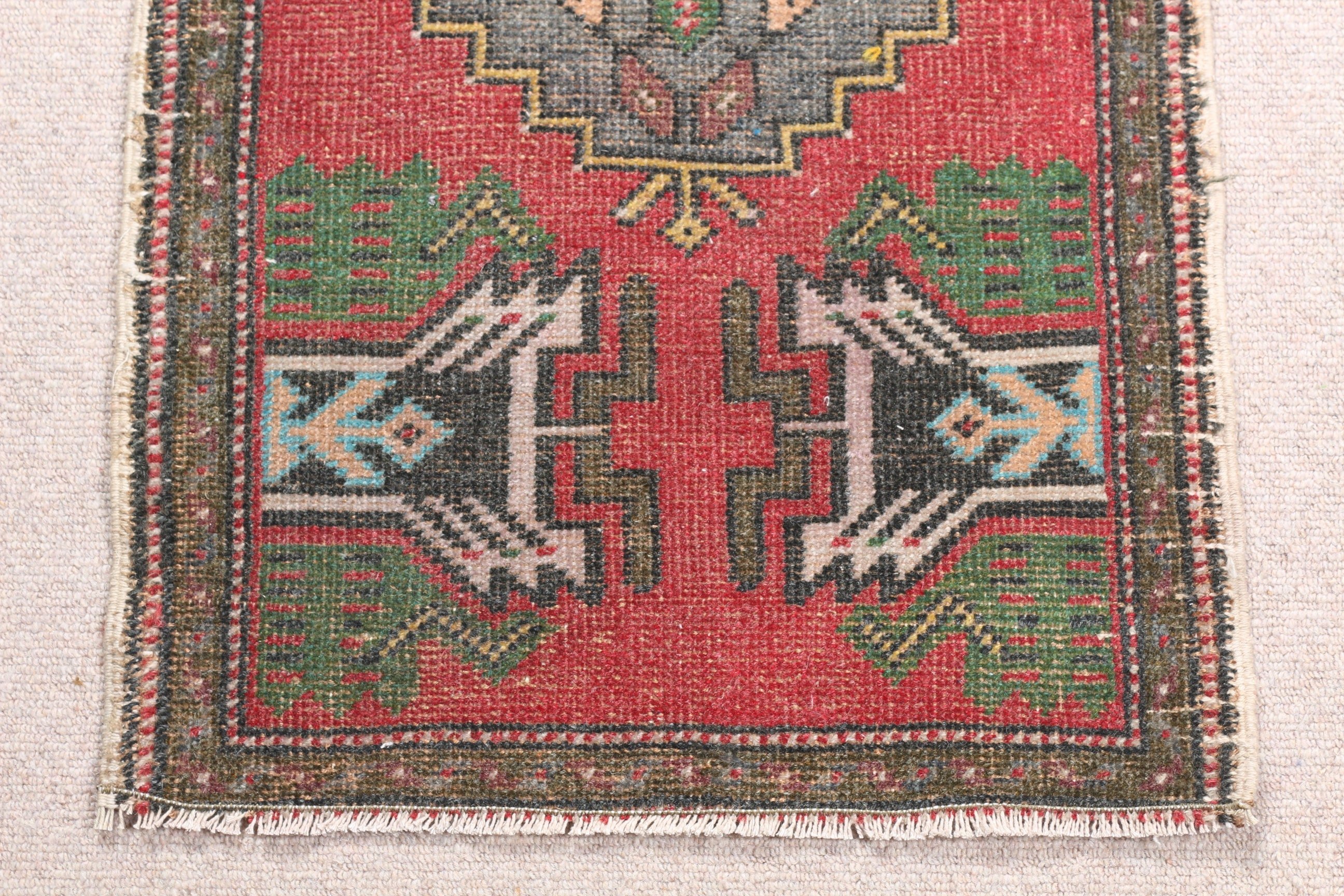 Araba Paspası Halıları, Vintage Halı, Fas Halısı, 1.8x3.1 ft Küçük Halı, Yün Halıları, Türk Halısı, Kapı Paspas Halıları, Giriş Halısı, Kırmızı Anadolu Halısı