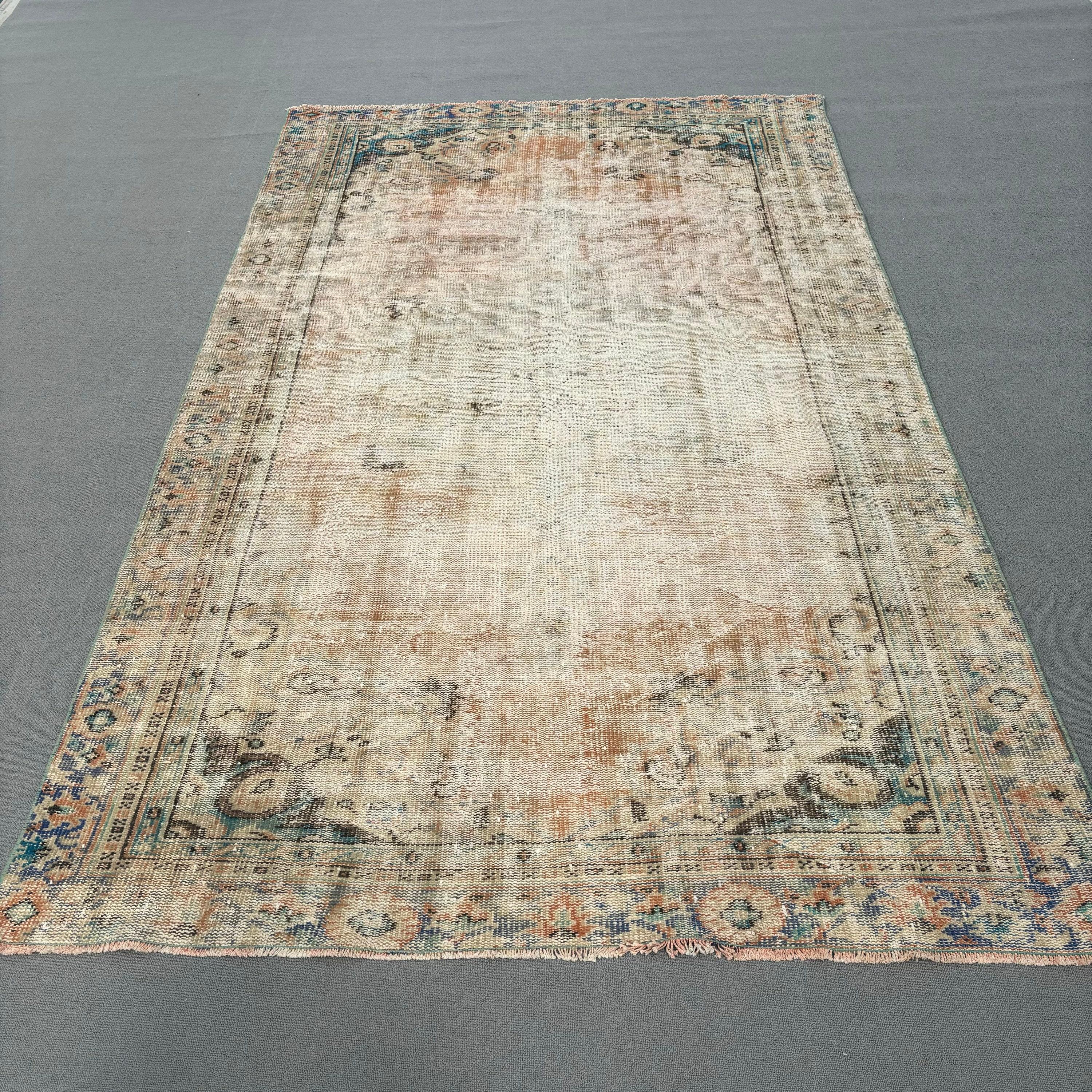 Dorm Rug, Turkish Rug, Kitchen Rug, 5.7x9.4 ft Large Rugs, Bedroom Rugs, Salon Rug, Vintage Rugs, Beige Oriental Rugs, Rugs for Salon