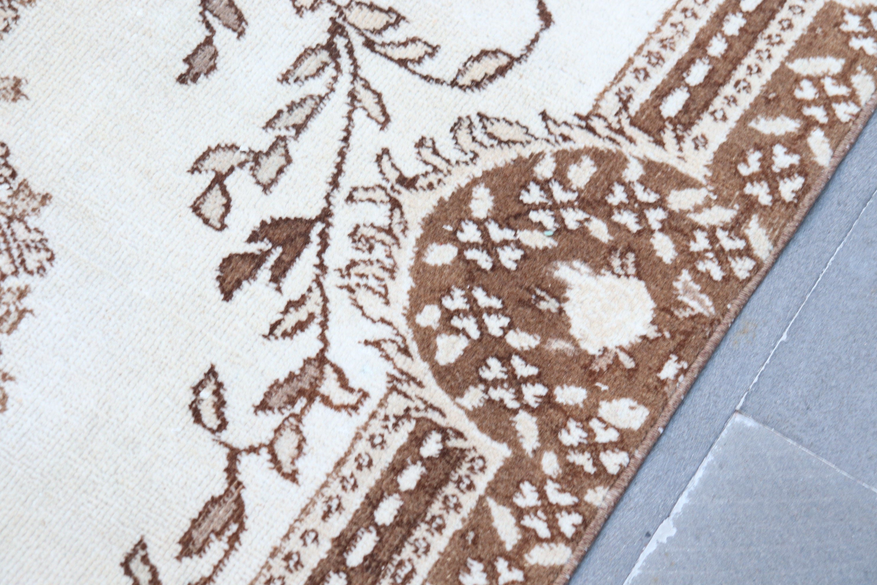 Living Room Rug, White  5.7x9.4 ft Large Rugs, Salon Rug, Abstract Rugs, Oushak Rug, Antique Rug, Vintage Rug, Turkish Rug
