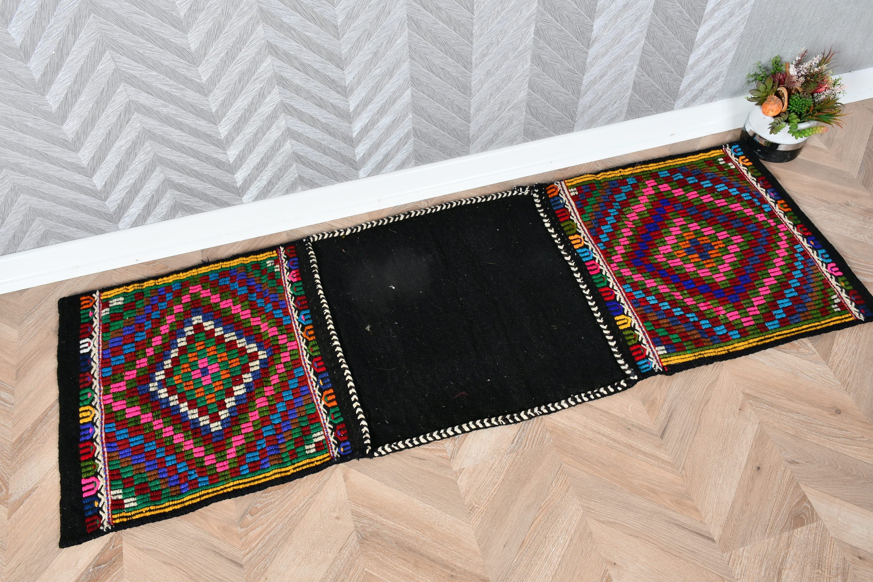 1.8x5.4 ft Runner Halı, Yurt Halısı, Koridor Halısı, Ev Dekorasyonu Halıları, Türk Halıları, Siyah Yatak Odası Halısı, Antika Halı, Vintage Halılar, Runner Halıları