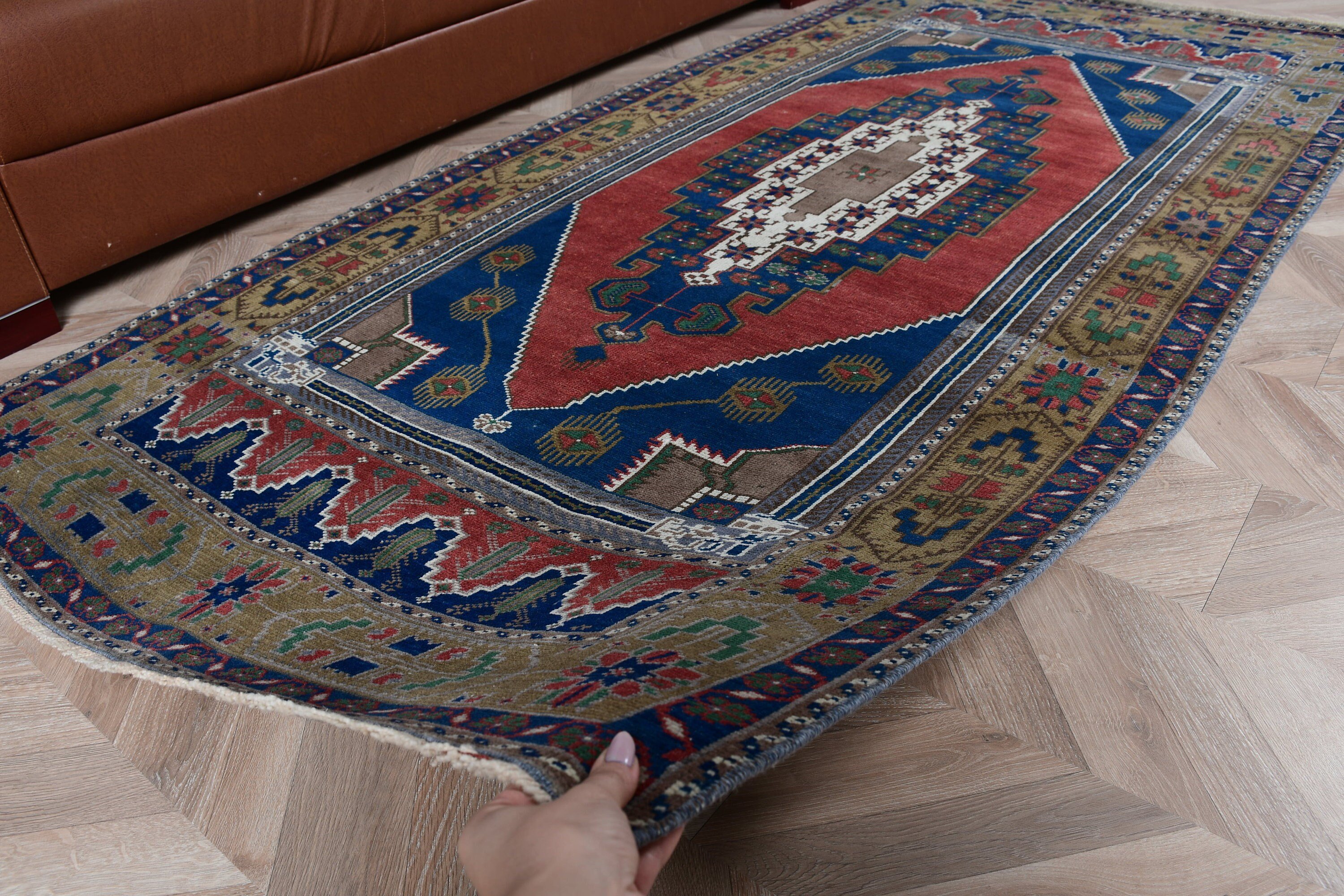 Yün Halı, Yatak Odası Halıları, El Dokuma Halılar, İç Mekan Halıları, Yeşil Anadolu Halısı, Türk Halıları, Çocuk Halısı, 3,7x7,5 ft Alan Halıları, Vintage Halı