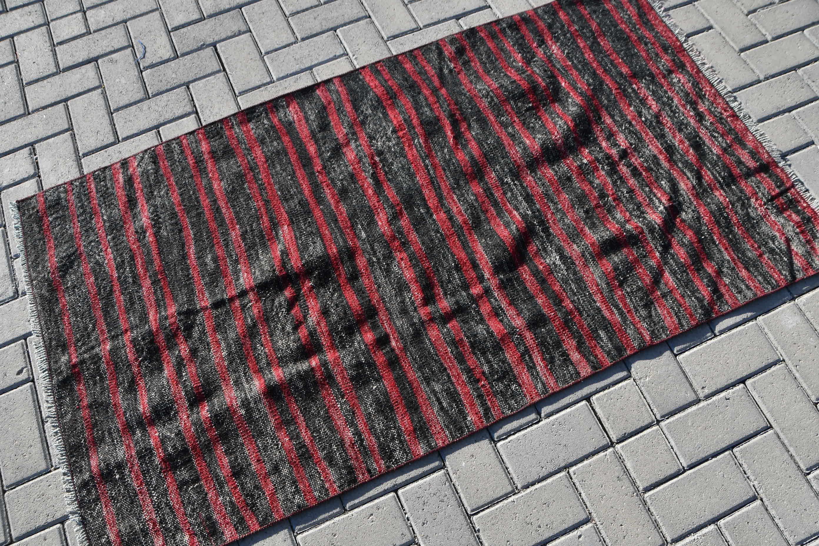 Giriş Halıları, Çocuk Halısı, Vintage Halı, Kilim, Oryantal Halılar, Özel Halı, Türk Halıları, Anadolu Halısı, 3,1x5,4 ft Accent Halı, Siyah Yün Halılar